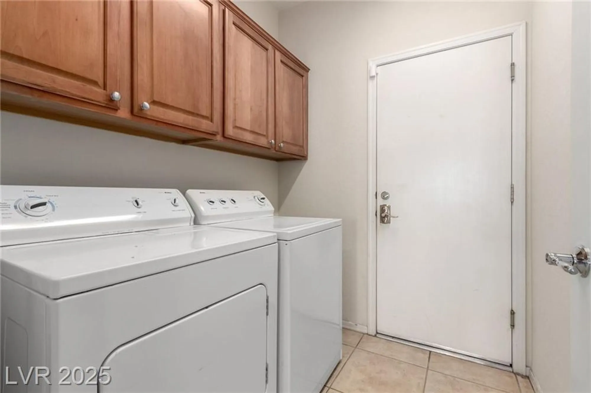 Property Slideshow image 25 of 31 | 7425 grassquit st, North Las Vegas, NV, 89084