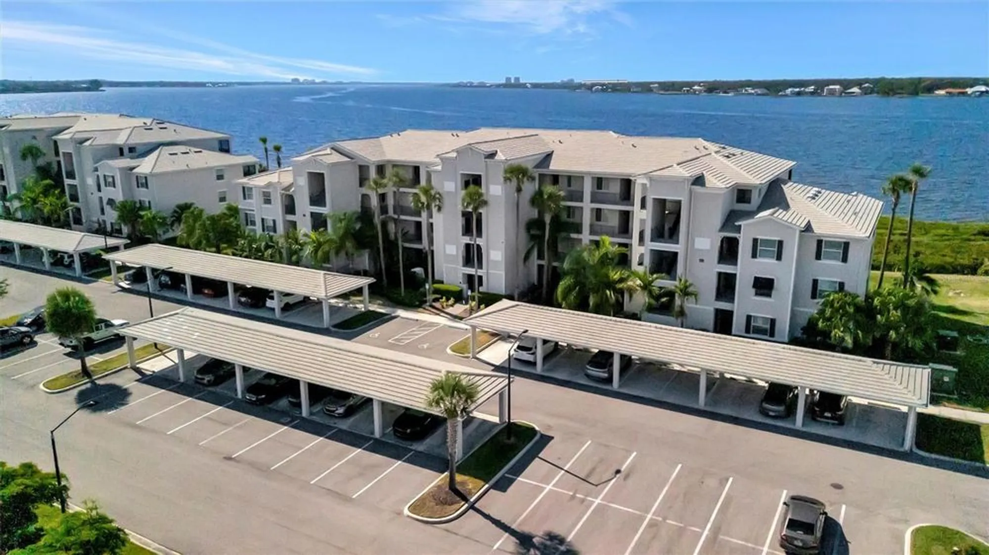 Property Slideshow image 40 of 67 | 1020 tidewater shores loop 405, Bradenton, FL, 34208
