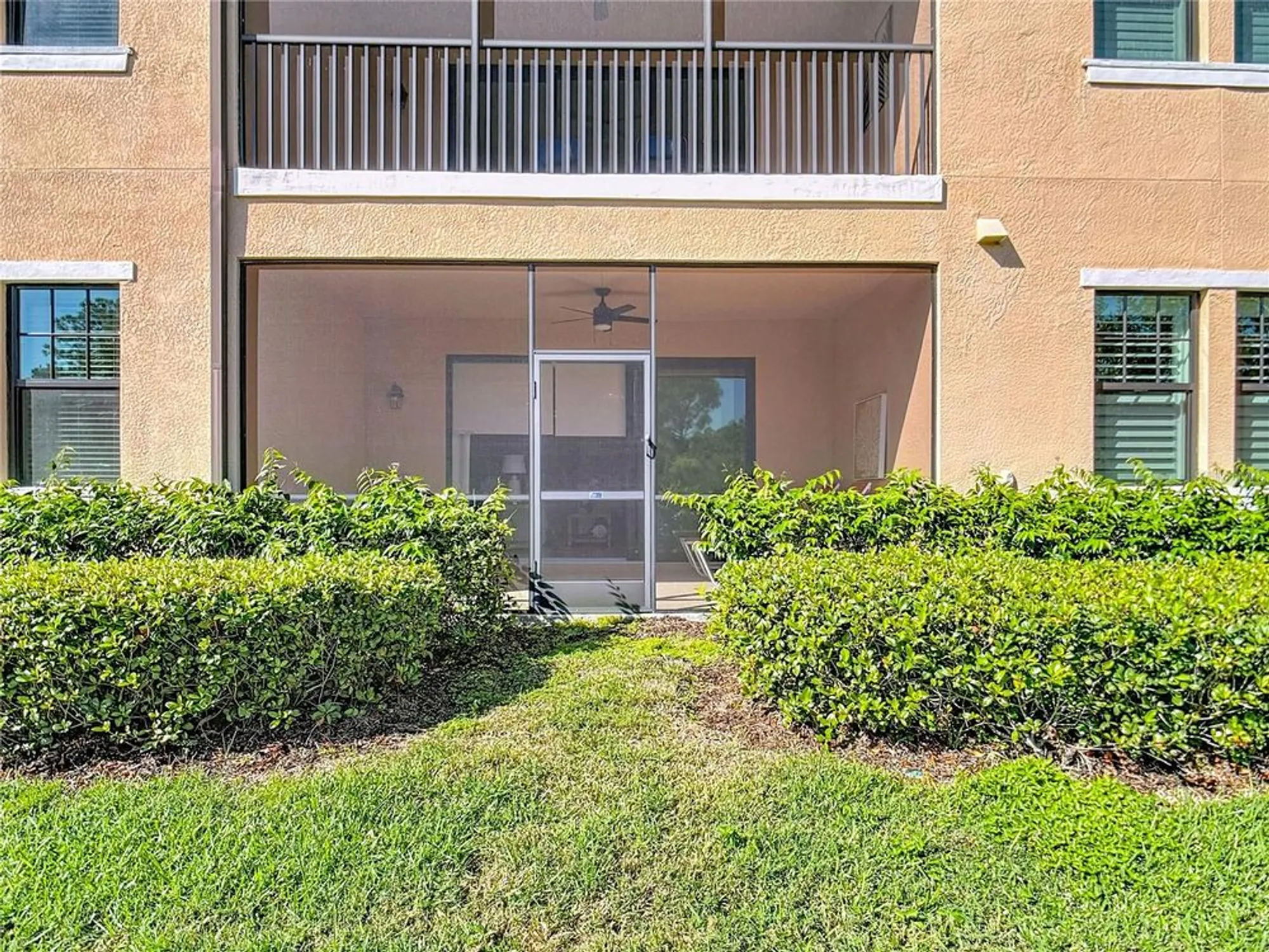 Property Slideshow image 34 of 57 | 10059 crooked creek dr 102, Venice, FL, 34293