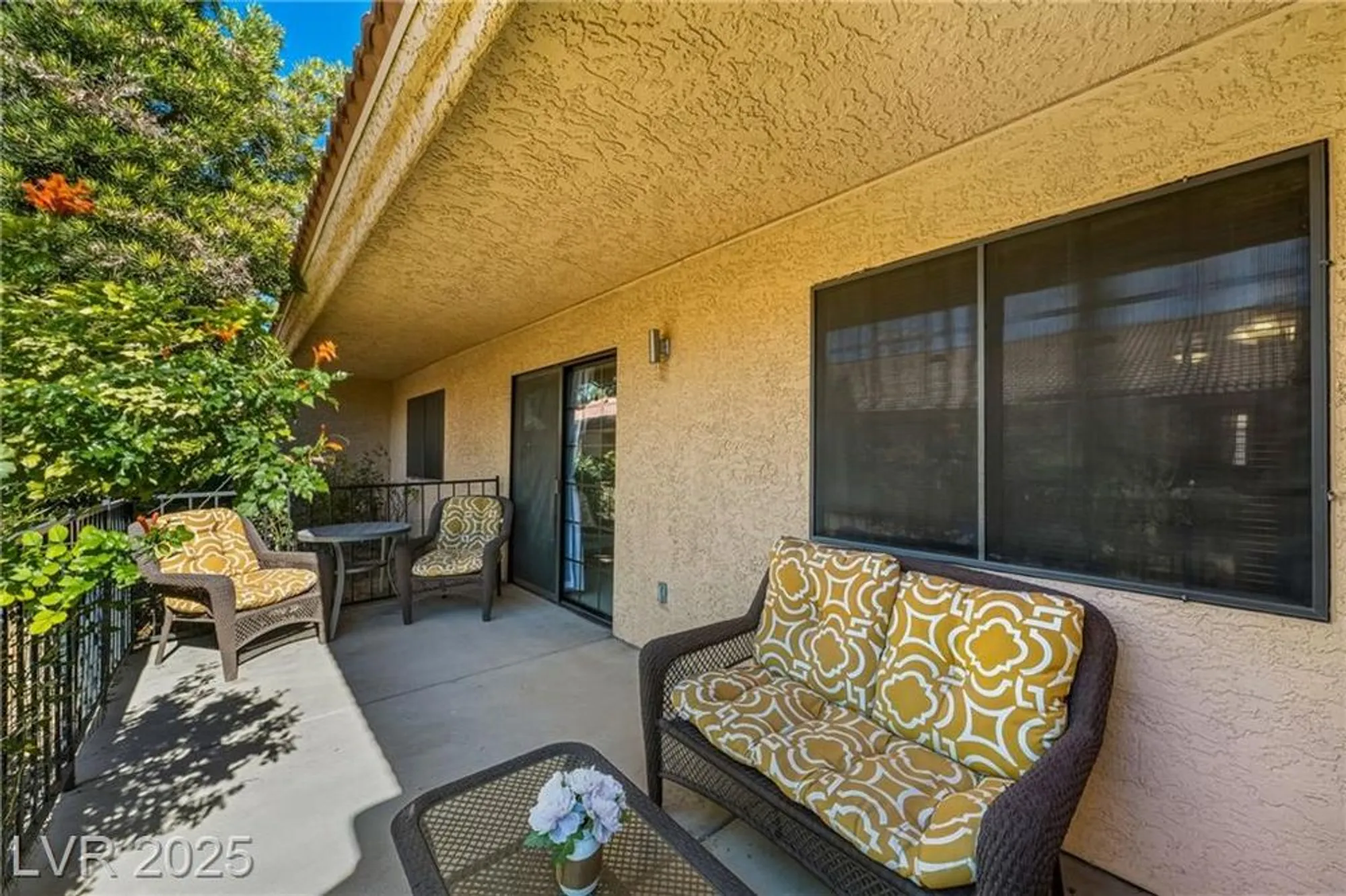 Property Slideshow image 2 of 28 | 2851 s valley view blvd 1039, Las Vegas, NV, 89102