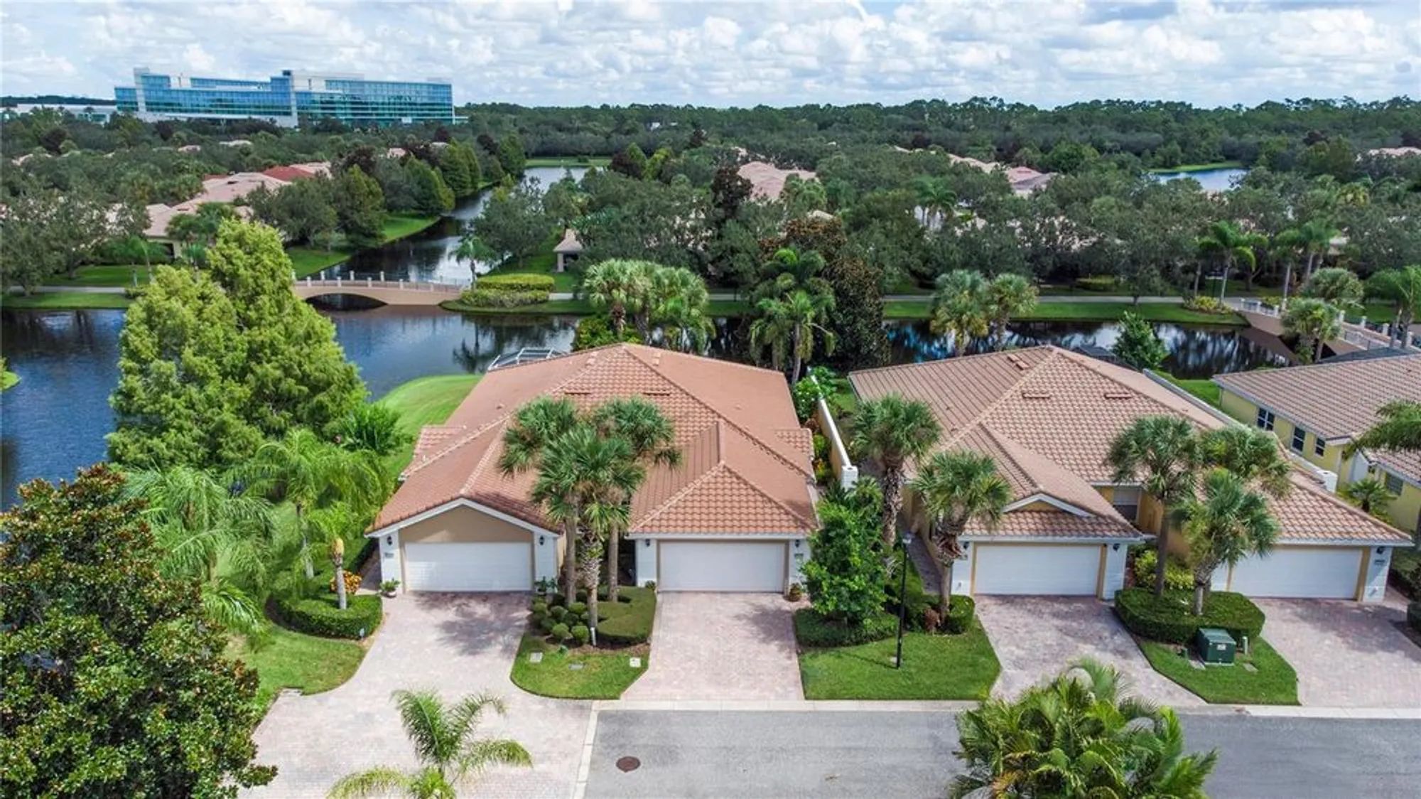 Property Slideshow image 2 of 63 | 11920 kajetan ln, Orlando, FL, 32827
