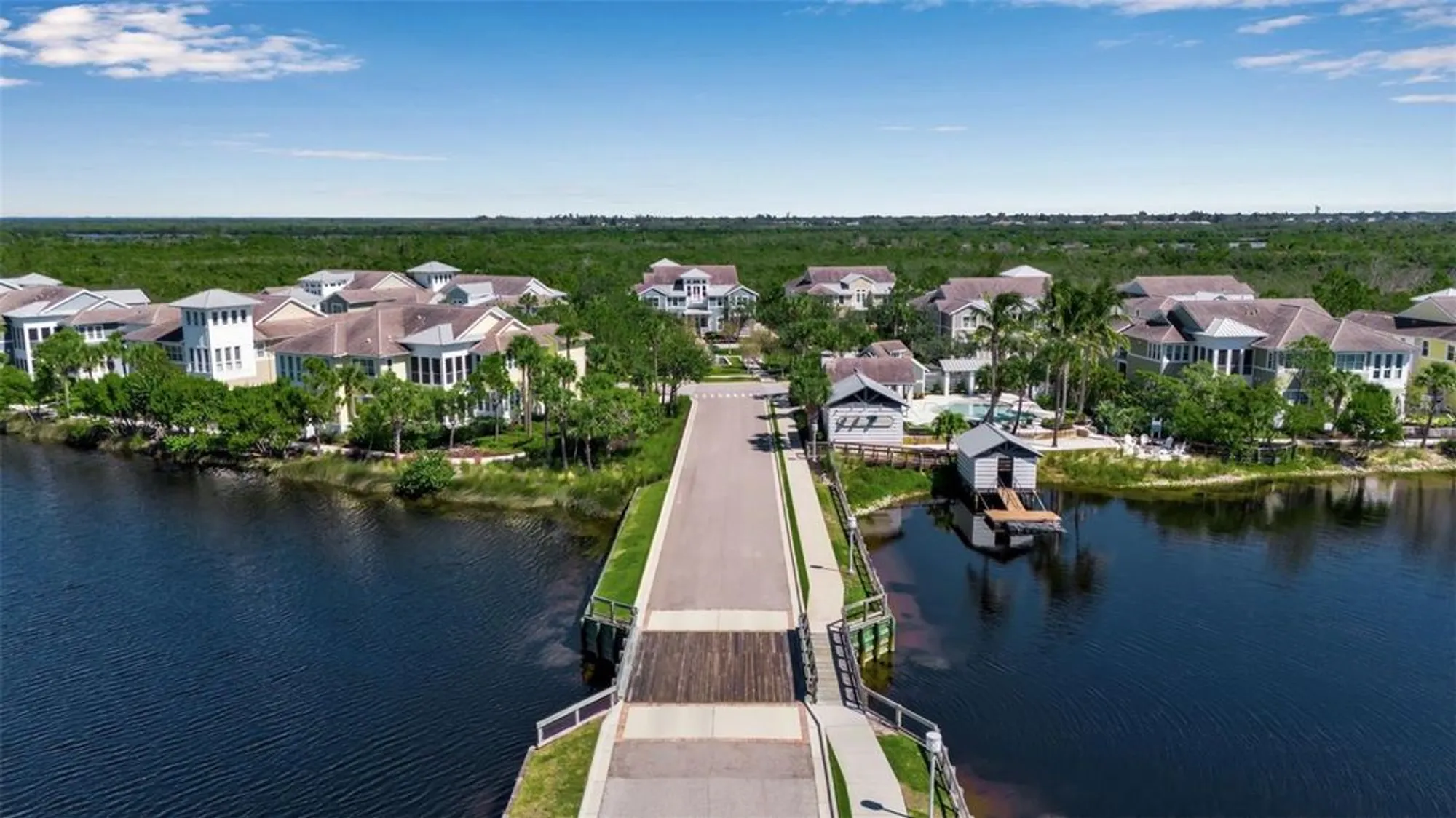 Property Slideshow image 72 of 99 | 321 sapphire lake dr 202, Bradenton, FL, 34209