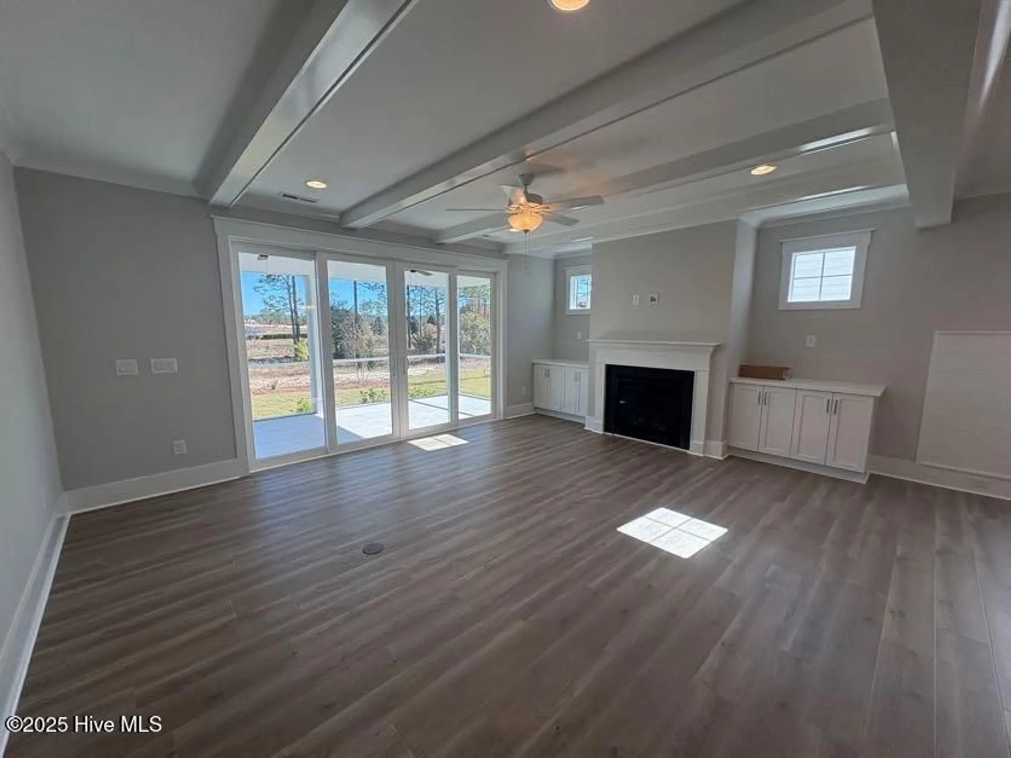 Property Slideshow image 9 of 34 | 335 longhill dr, Wilmington, NC, 28412