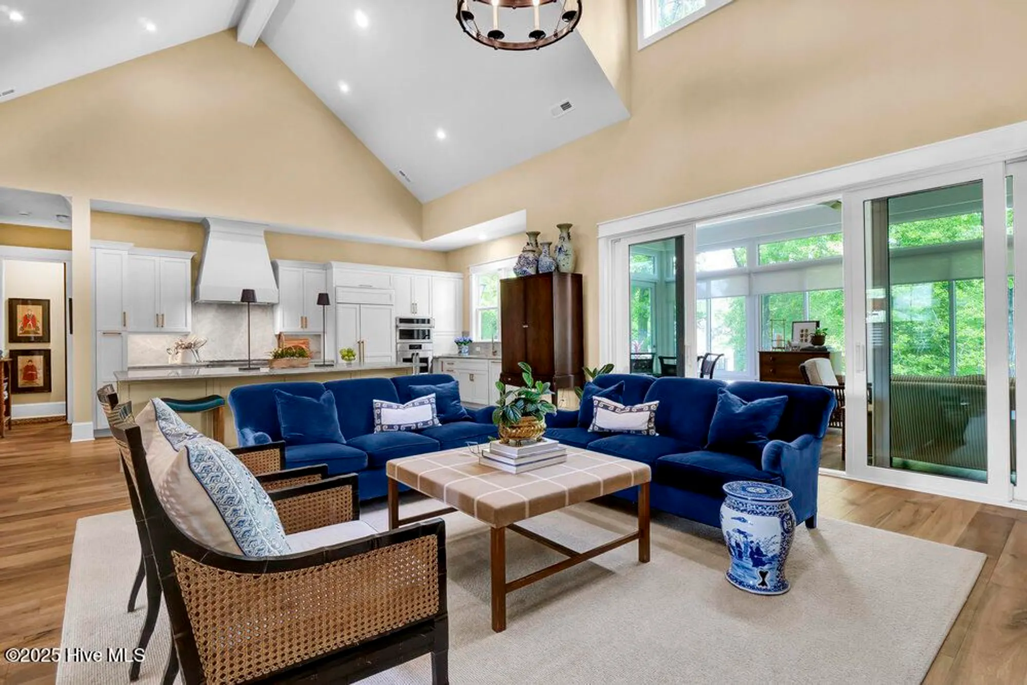 Property Slideshow image 4 of 112 | 3722 white cliffs dr, Castle Hayne, NC, 28429