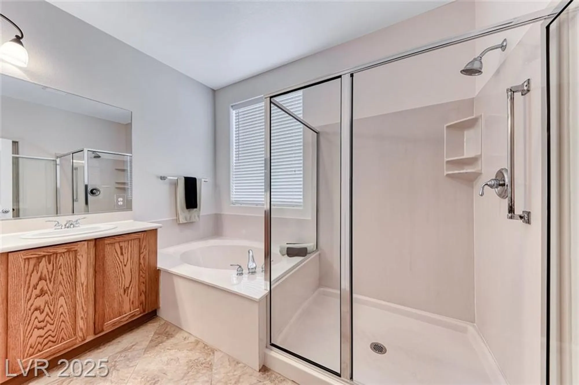 Property Slideshow image 22 of 55 | 2377 baldwinville ct, Henderson, NV, 89044