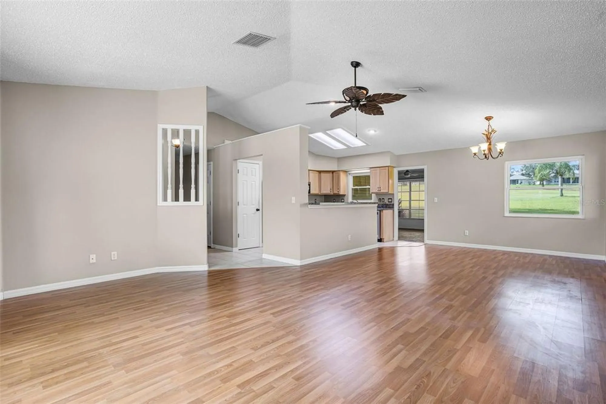 Property Slideshow image 7 of 60 | 5004 saint andrews arc, Leesburg, FL, 34748