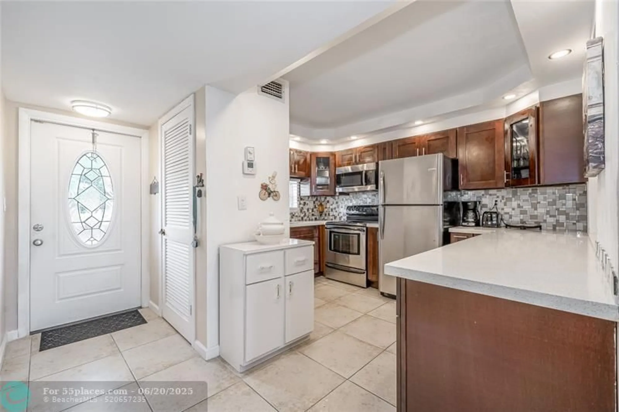 Property Slideshow image 2 of 23 | 411 s hollybrook dr apt 203, Pembroke Pines, FL, 33025