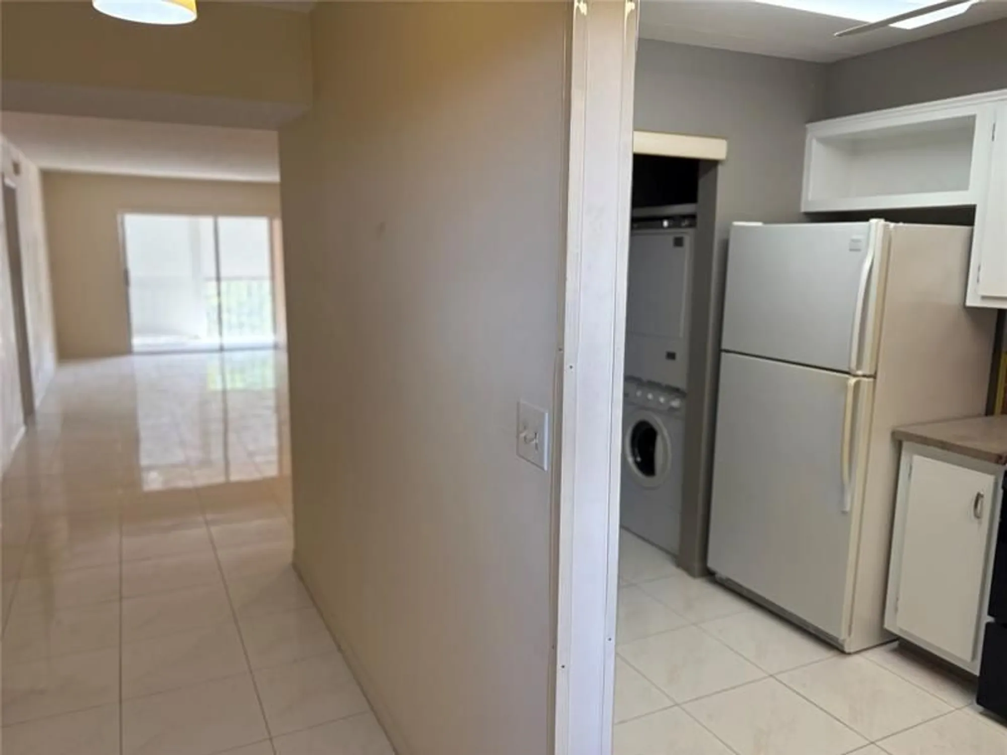 Property Slideshow image 4 of 17 | 5900 nw 44th st 607, Lauderhill, FL, 33319