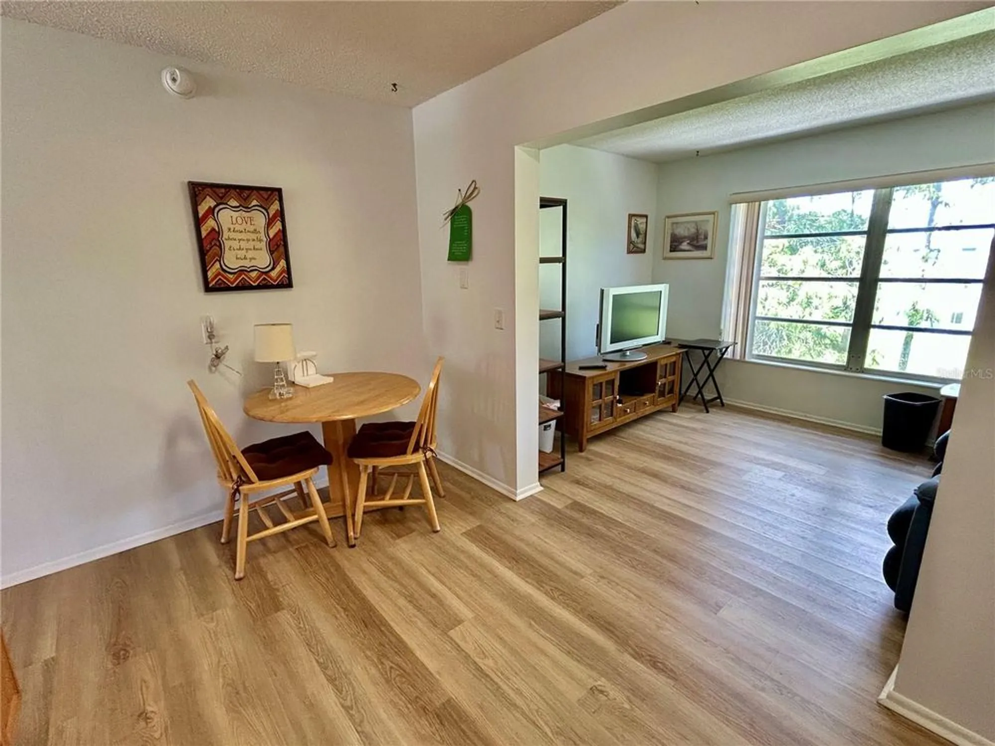 Property Slideshow image 11 of 50 | 2426 ecuadorian way 58, Clearwater, FL, 33763