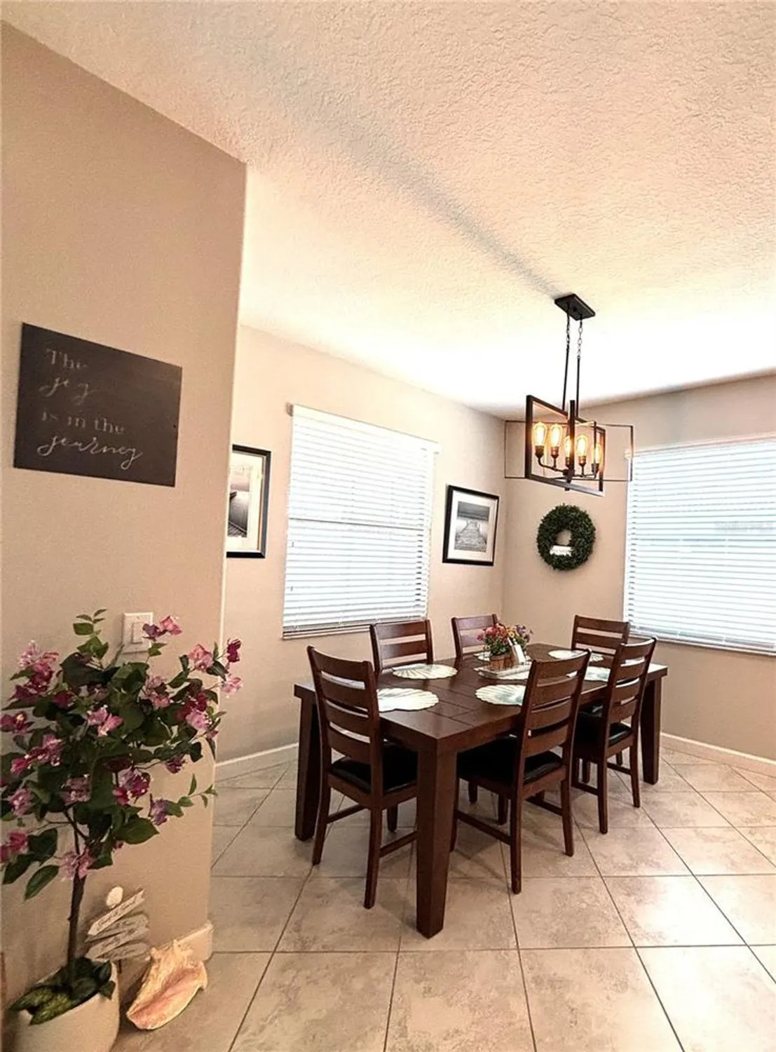 Property Slideshow image 19 of 49 | 16840 whisper elm st, Wimauma, FL, 33598