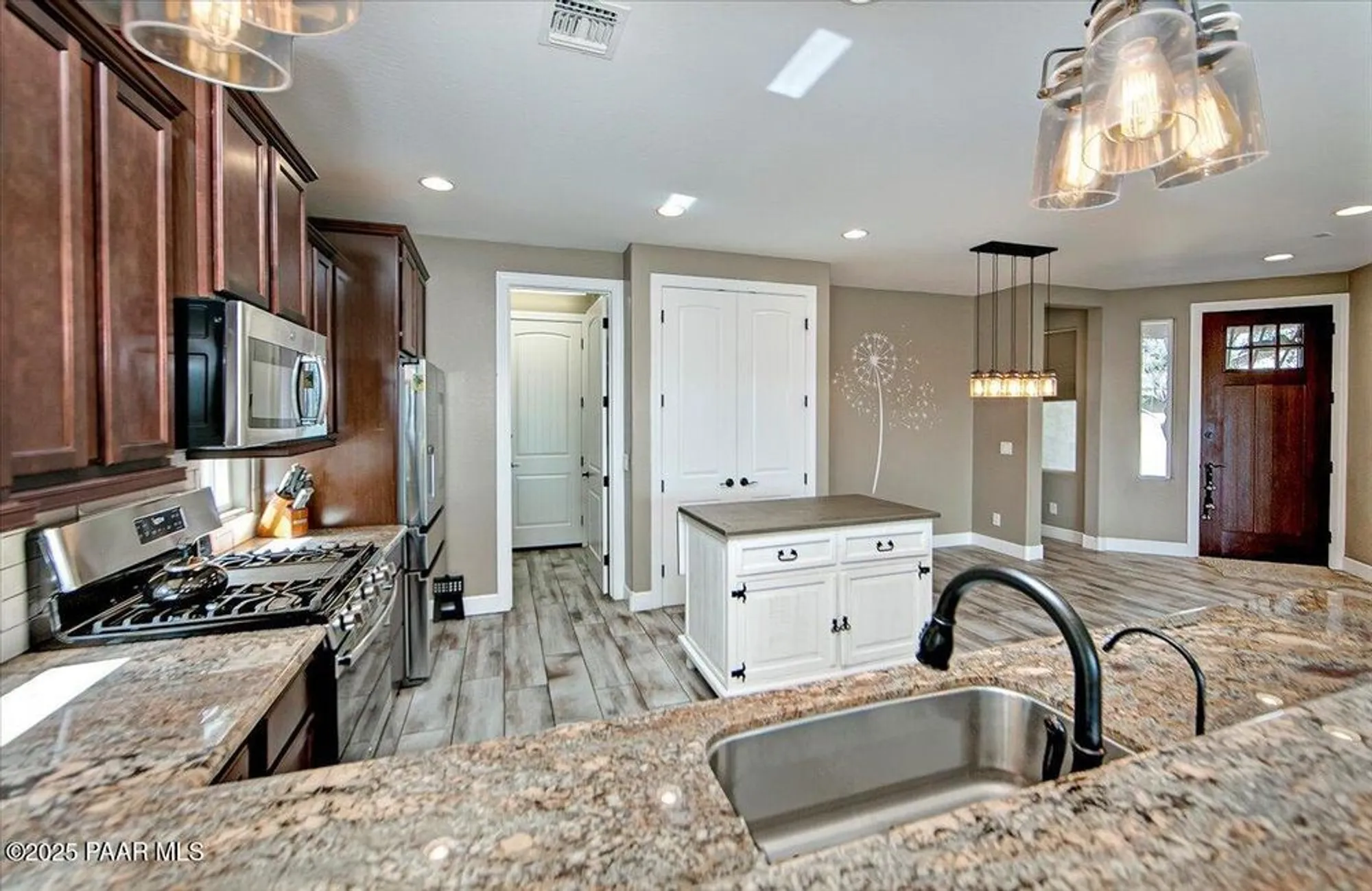 Property Slideshow image 9 of 32 | 1478 varsity dr, Prescott, AZ, 86301