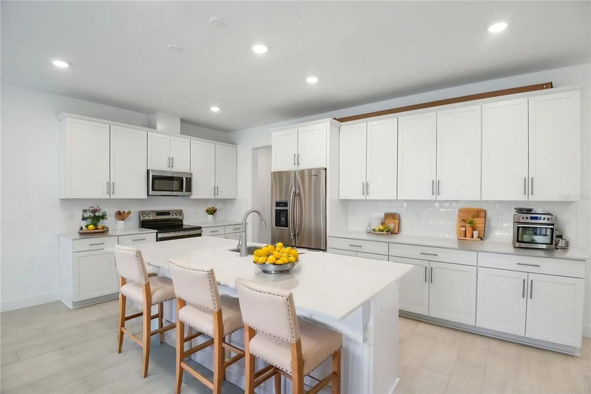 Property Slideshow image 4 of 33 | 9093 players dr, Weeki Wachee, FL, 34613