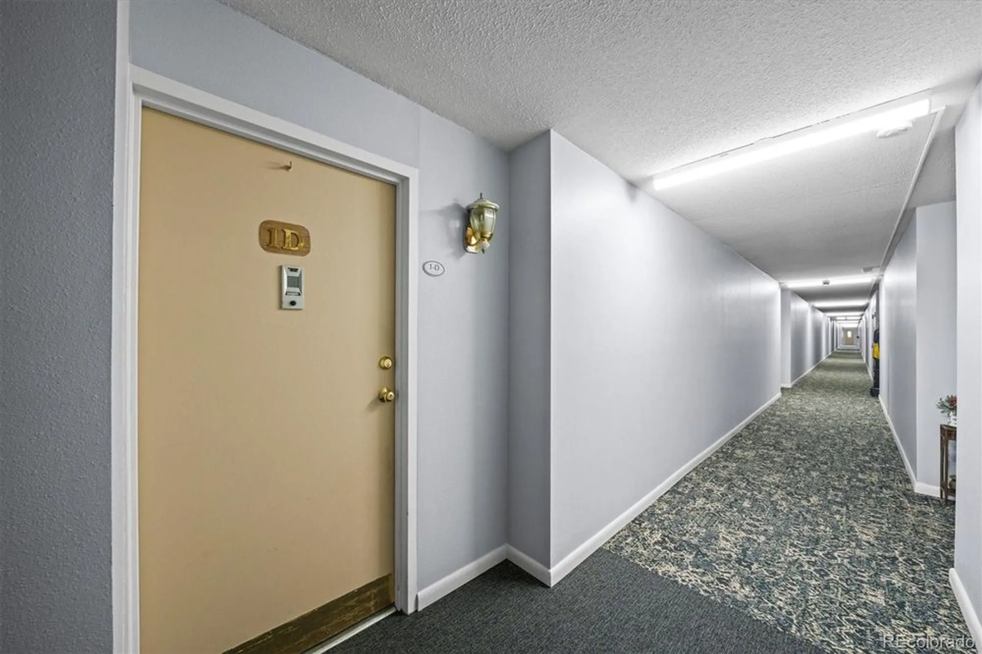 Property Slideshow image 4 of 27 | 495 s dayton st 1d, Denver, CO, 80247