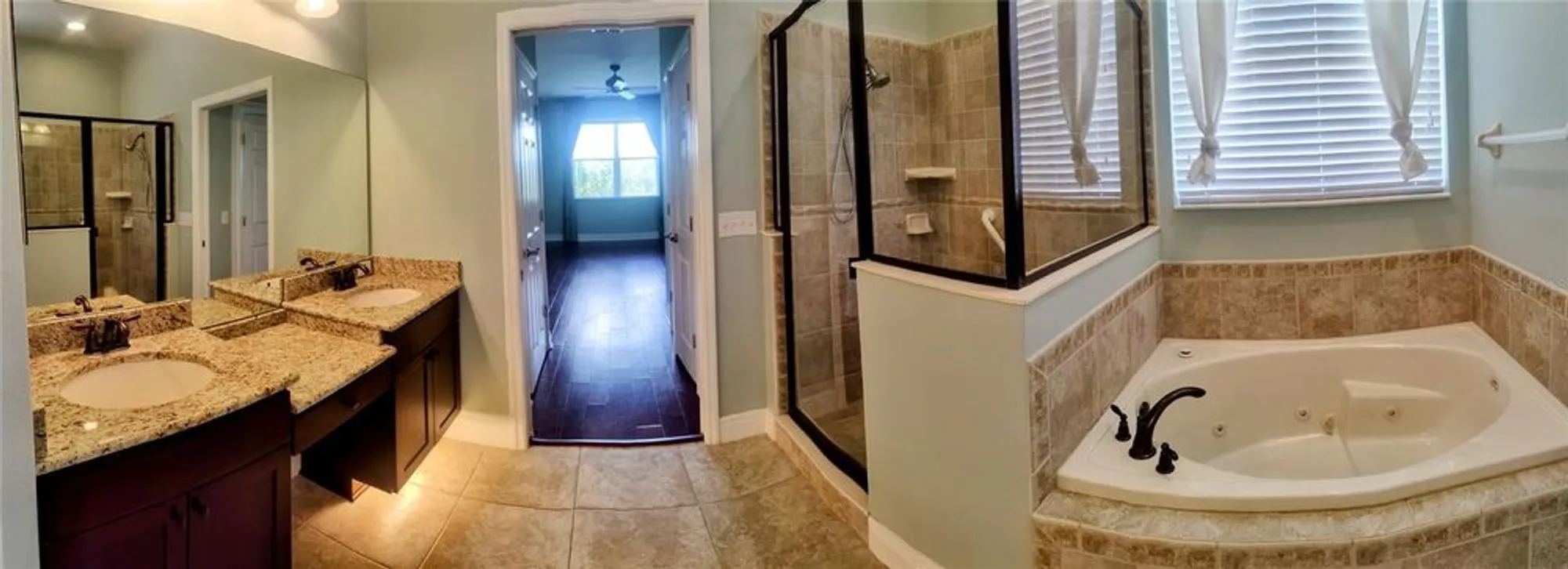 Property Slideshow image 18 of 36 | 22011 belgian ct, Mount Dora, FL, 32757