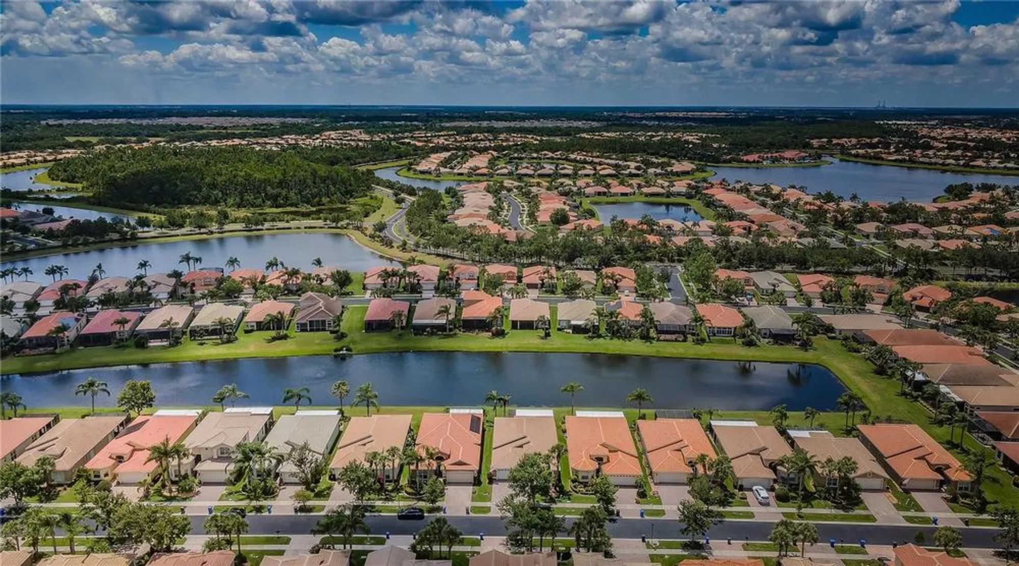 Property Slideshow image 42 of 77 | 4947 sandy brook cir, Wimauma, FL, 33598