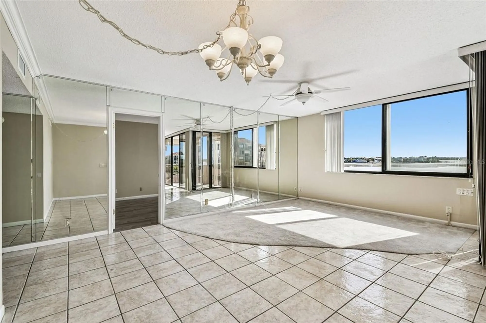 Property Slideshow image 18 of 49 | 6104 palma del mar blvd s apt 402, St Petersburg, FL, 33715