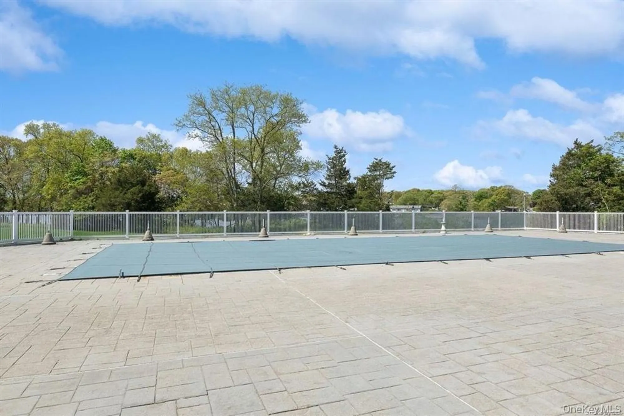 Property Slideshow image 18 of 18 | 416 lindsay ln, Moriches, NY, 11955