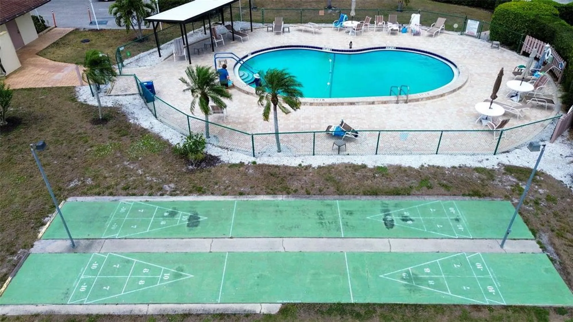 Property Slideshow image 4 of 26 | 4454 narraganset trl 94a, Sarasota, FL, 34233