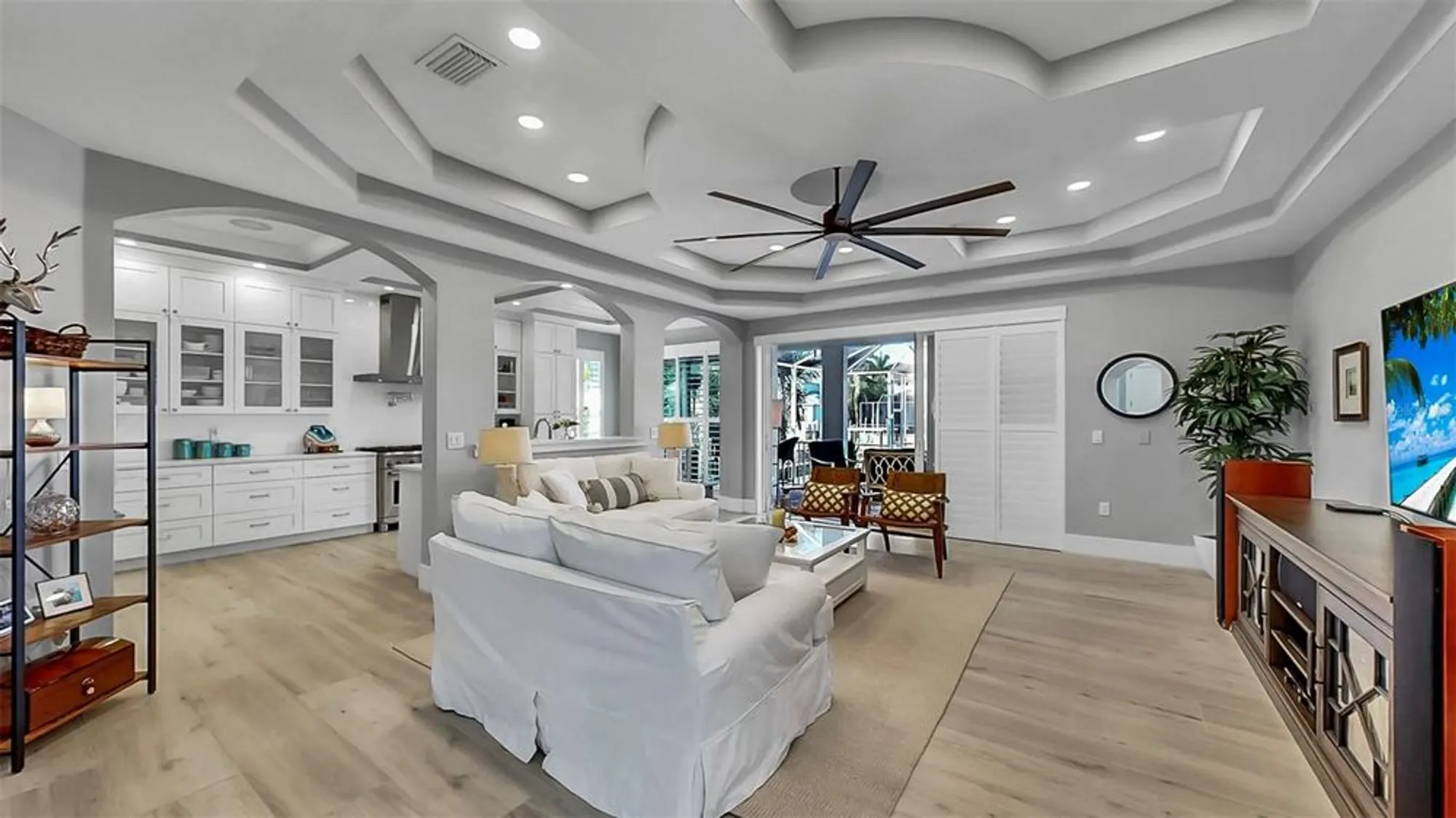 Property Slideshow image 11 of 100 | 701 pinckney dr, Apollo Beach, FL, 33572