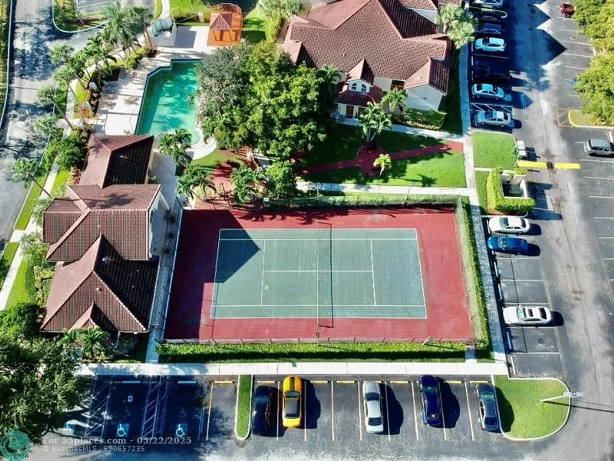 Property Slideshow image 14 of 15 | 7670 westwood dr apt 718, Tamarac, FL, 33321