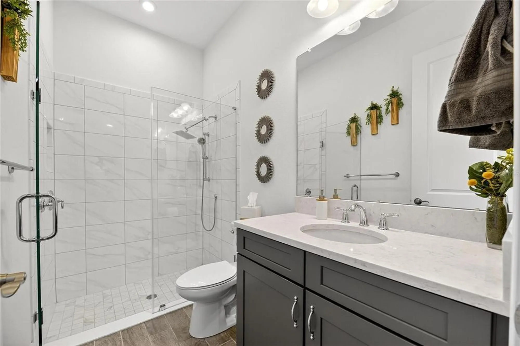 Property Slideshow image 21 of 99 | 11121 egeria dr, Odessa, FL, 33556