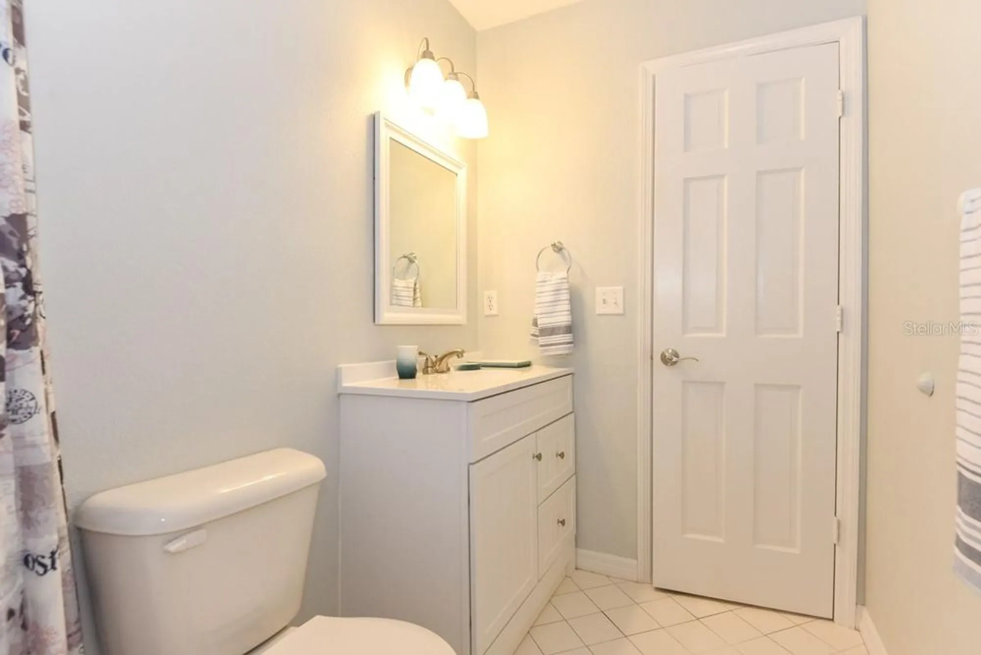 Property Slideshow image 17 of 41 | 24 lake vista way, Ormond Beach, FL, 32174