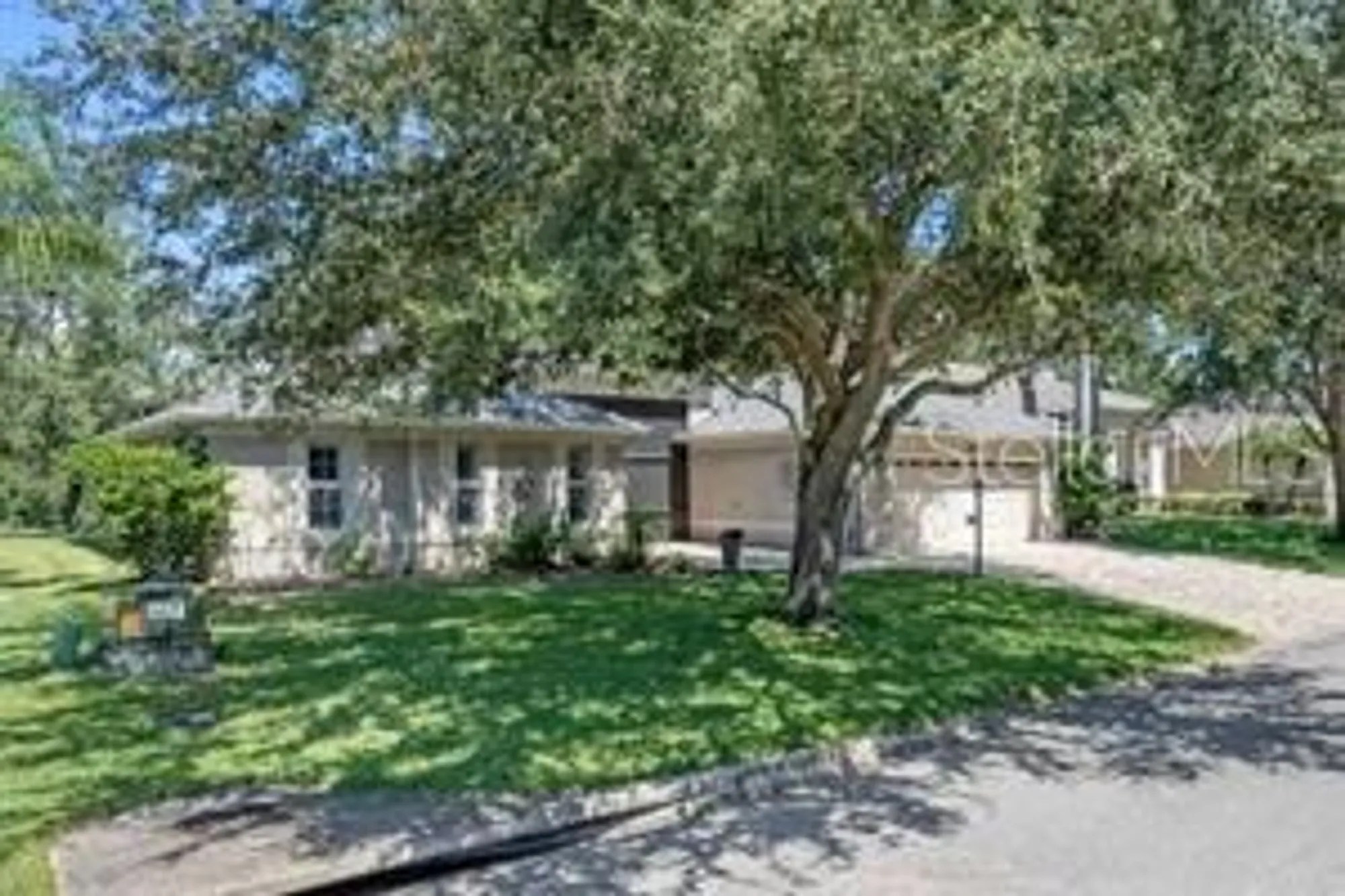 Property Slideshow image 38 of 72 | 24540 madewood ave, Leesburg, FL, 34748