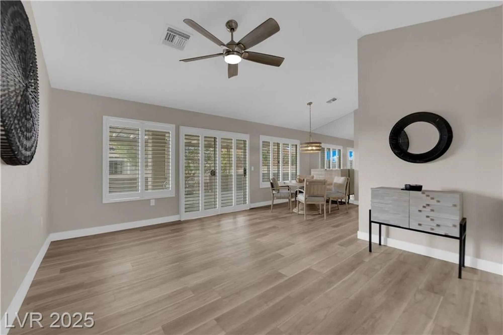 Property Slideshow image 4 of 27 | 8801 villa ridge dr, Las Vegas, NV, 89134