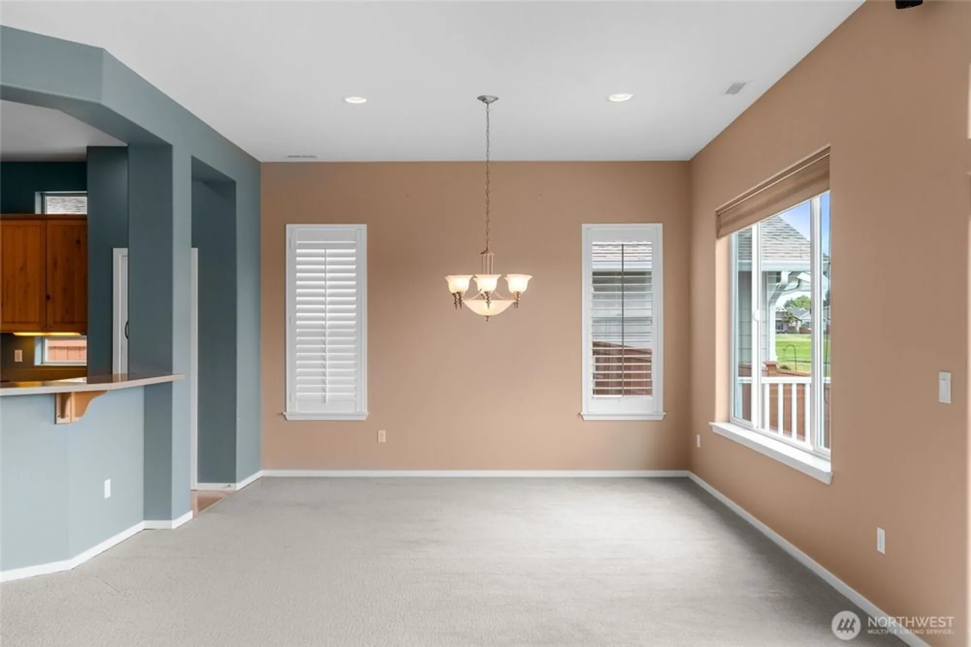 Property Slideshow image 11 of 40 | 4420 vashon dr, Lacey, WA, 98516