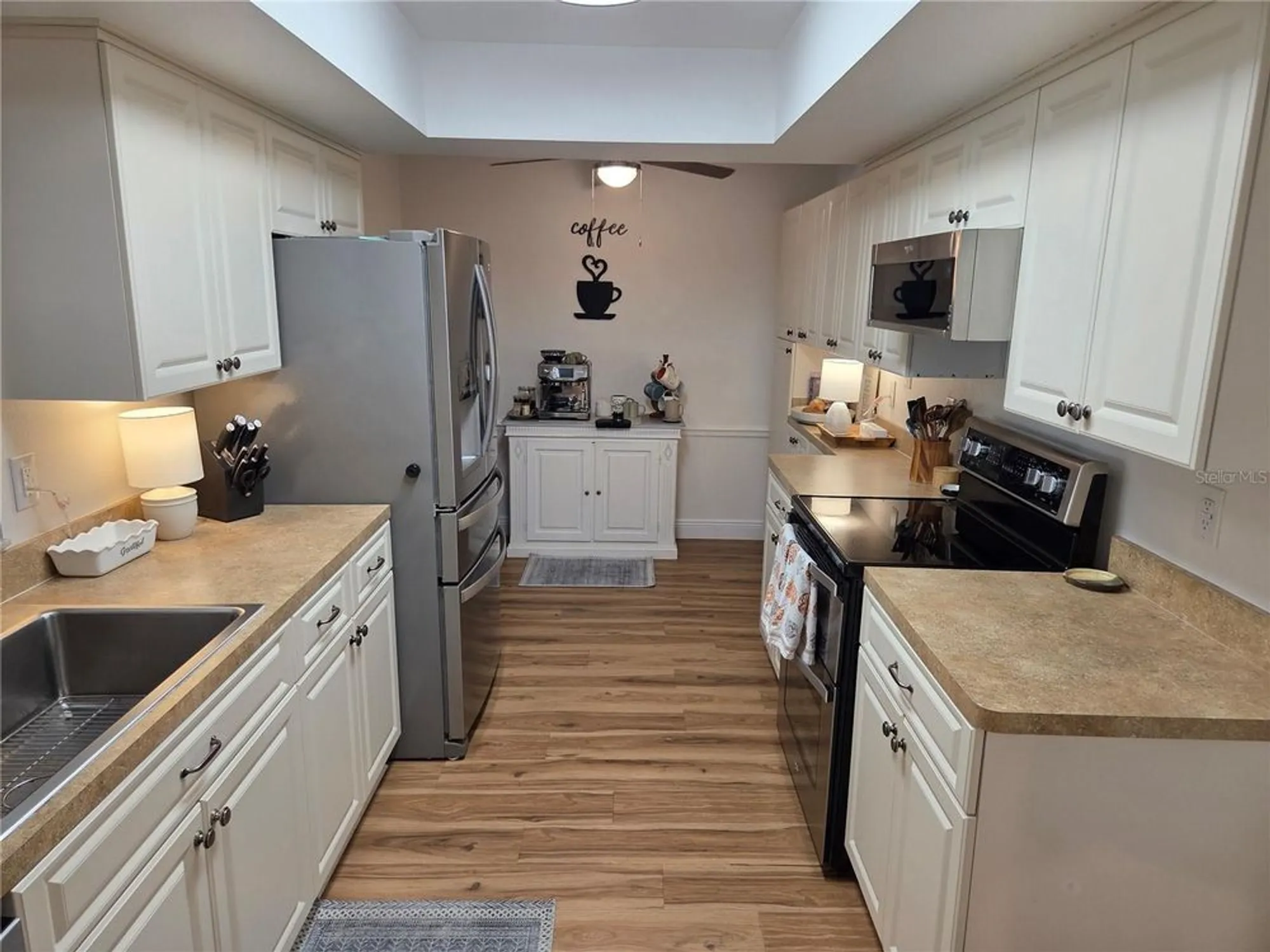 Property Slideshow image 15 of 43 | 1342 stonehaven ln, Dunedin, FL, 34698