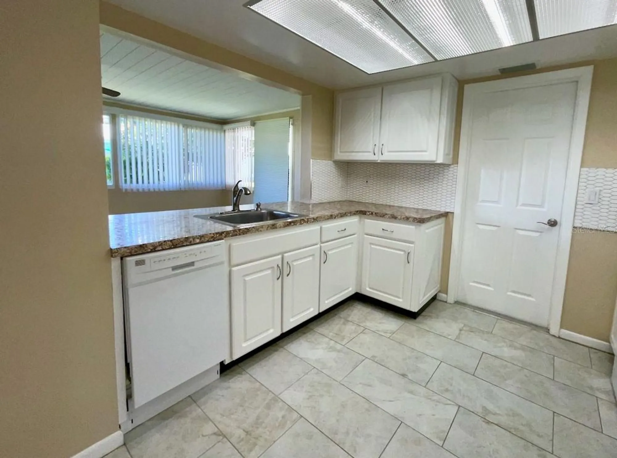 Property Slideshow image 8 of 33 | 10157 43rd way, Pinellas Park, FL, 33782