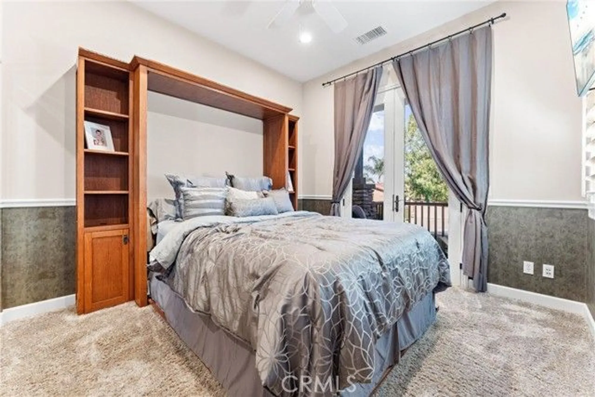 Property Slideshow image 28 of 48 | 24217 fawnskin dr, Corona, CA, 92883