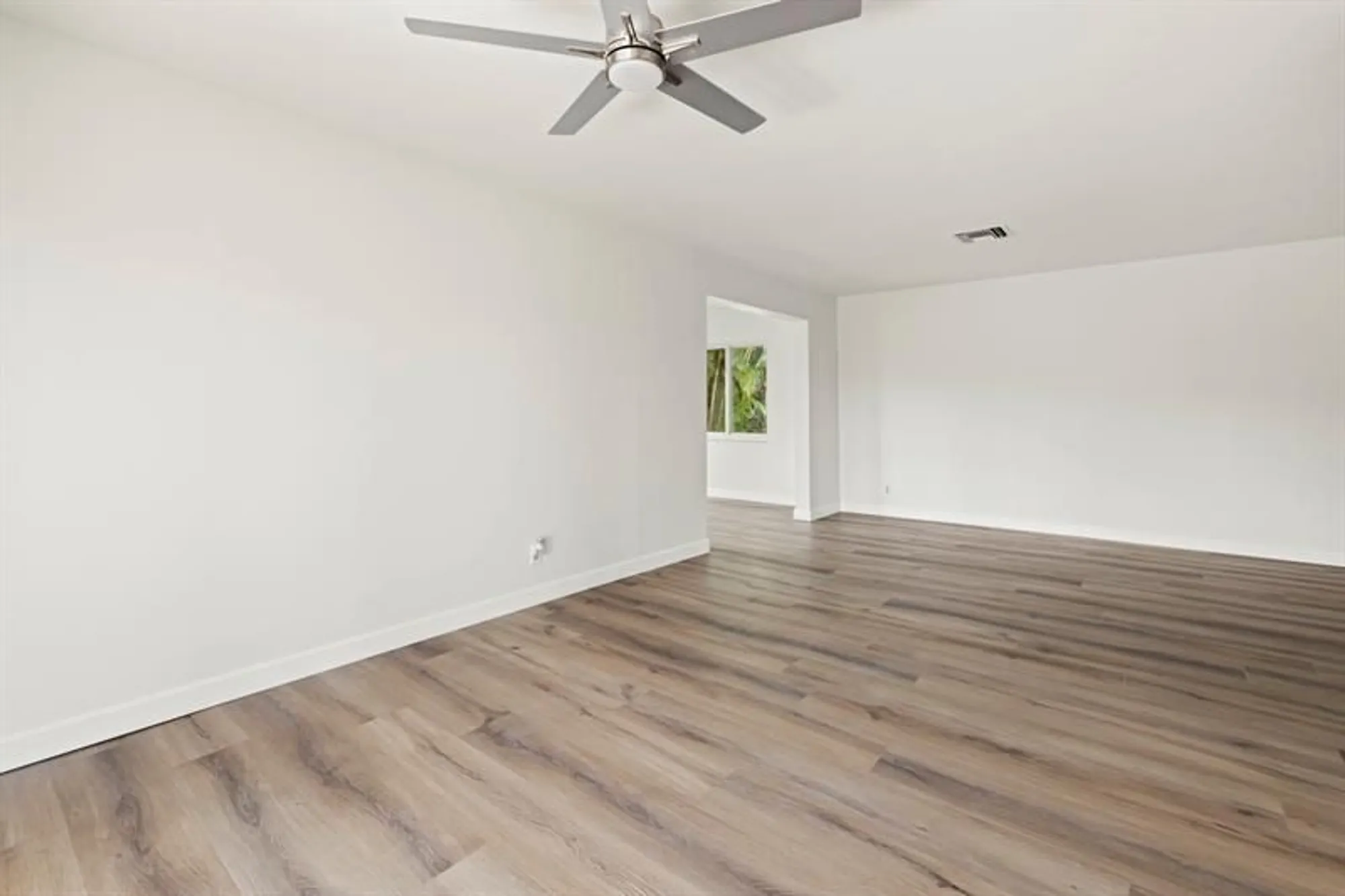 Property Slideshow image 9 of 41 | 6472 overland dr, Delray Beach, FL, 33484