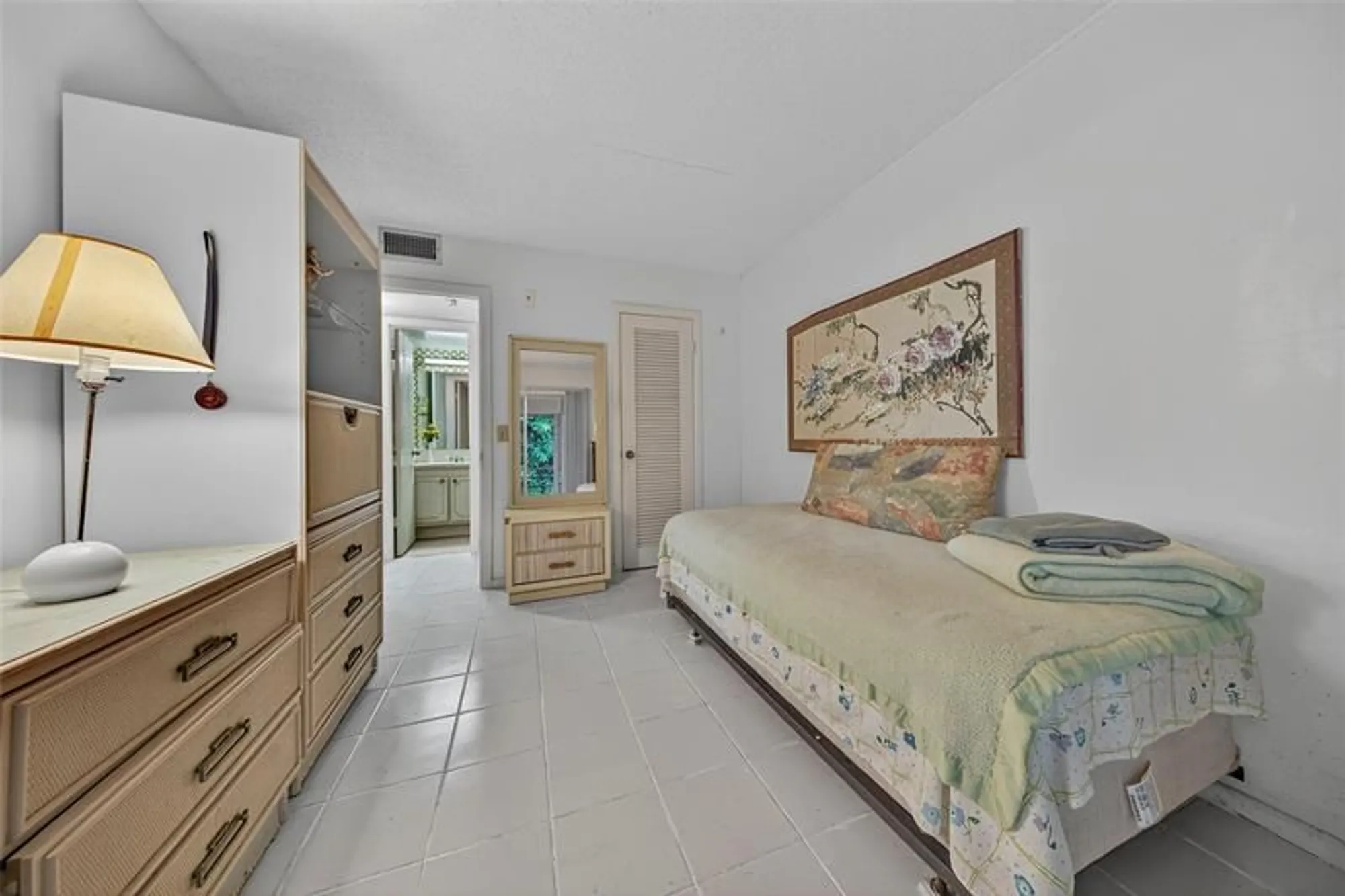 Property Slideshow image 22 of 28 | 102 newport f # 102, Deerfield Beach, FL, 33442
