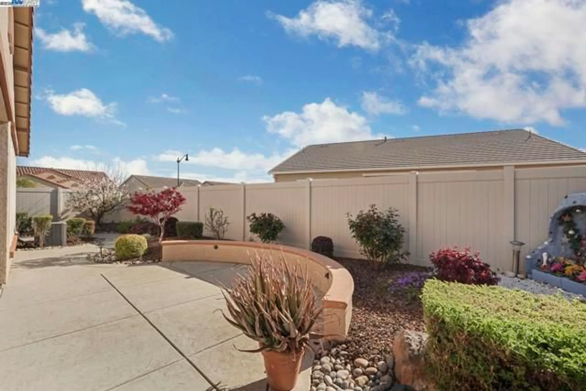 Property Slideshow image 38 of 54 | 2961 clear point way, Manteca, CA, 95336