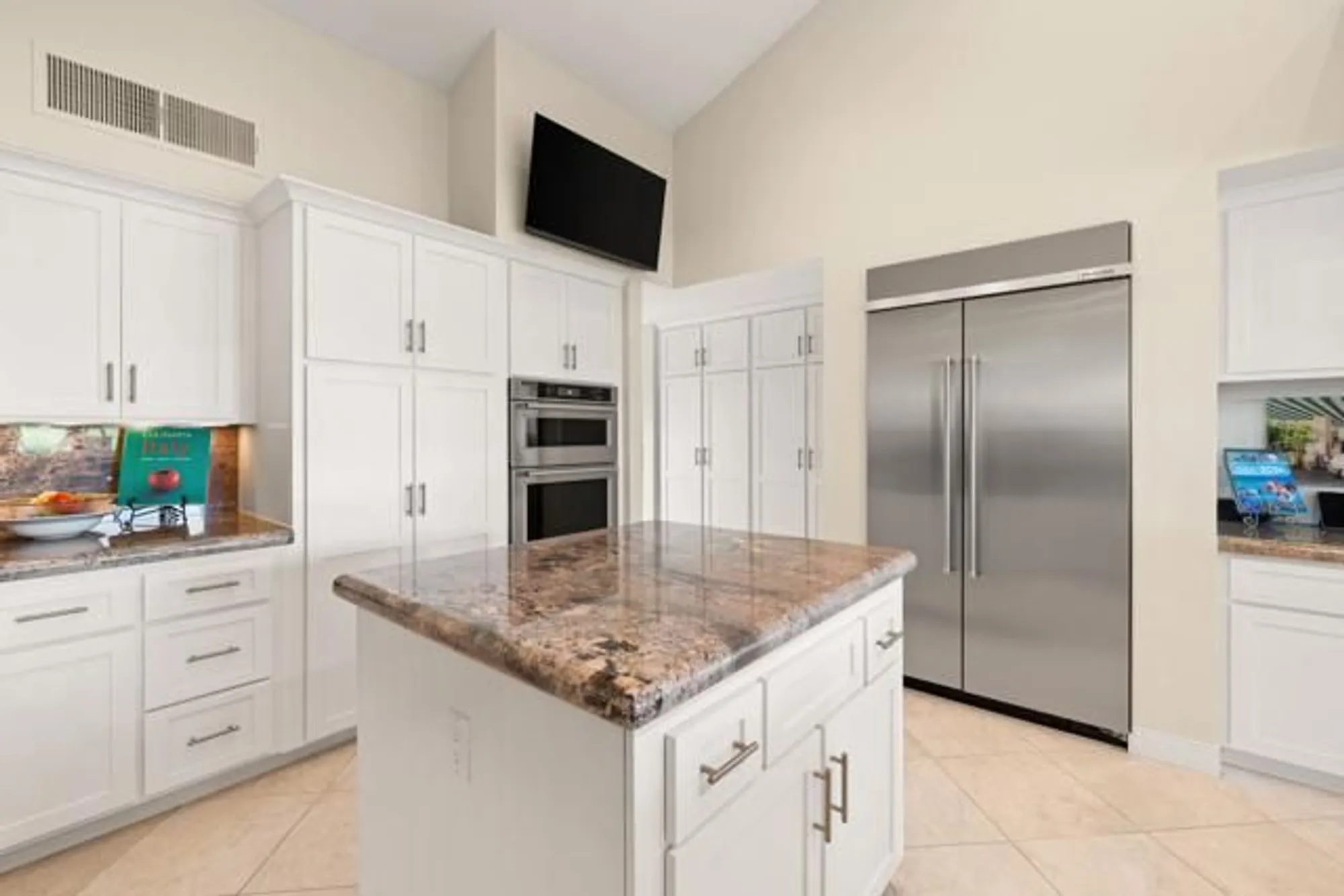 Property Slideshow image 23 of 73 | 55556 pinehurst, La Quinta, CA, 92253