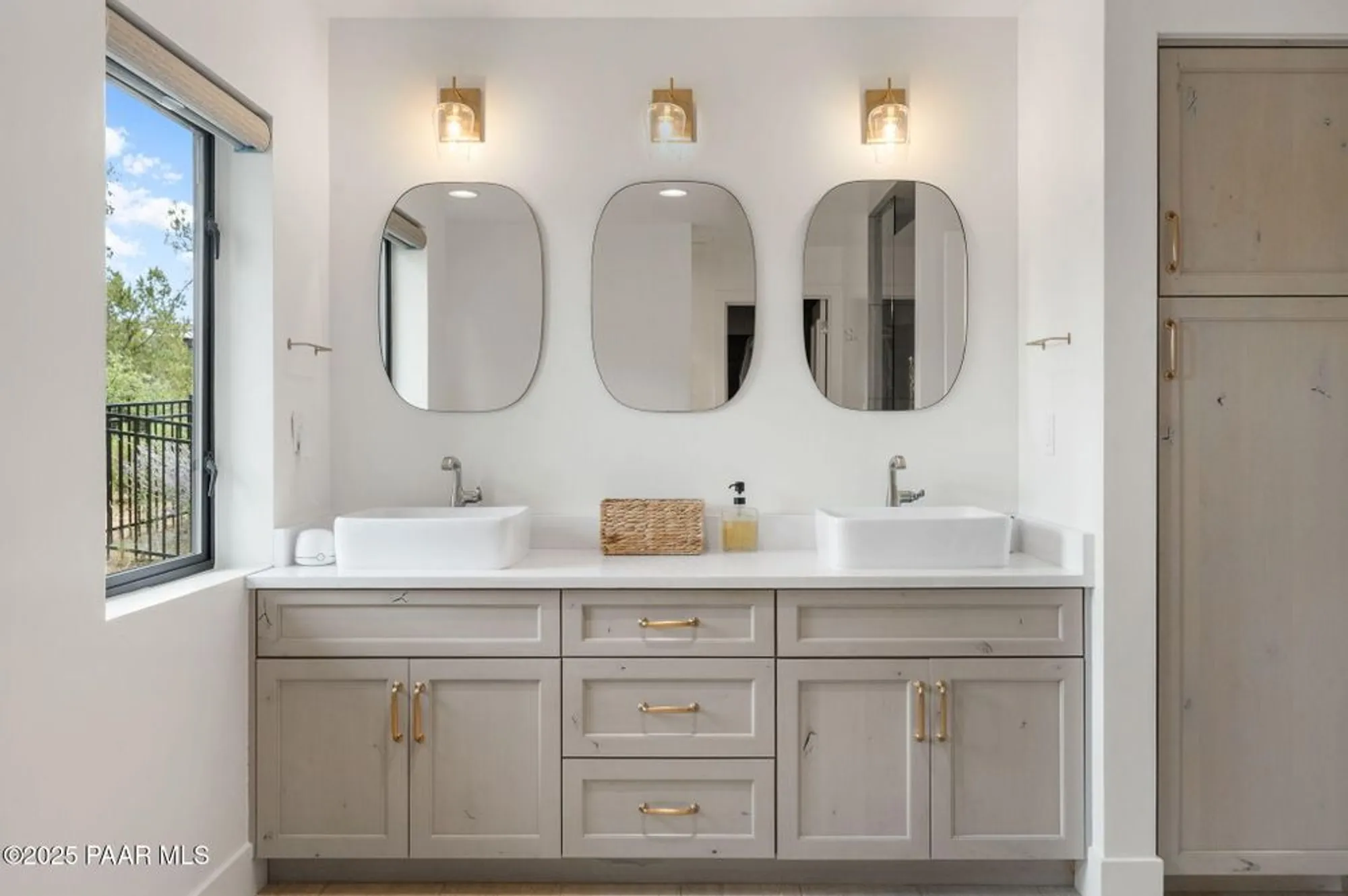 Property Slideshow image 28 of 98 | 15325 n tyler ave, Prescott, AZ, 86305