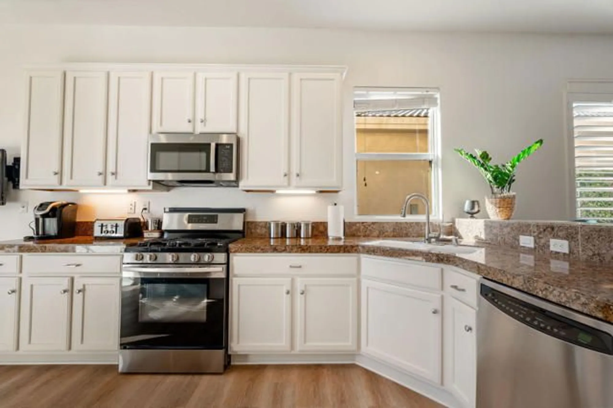 Property Slideshow image 11 of 42 | 44719 alexandria vale, Indio, CA, 92201