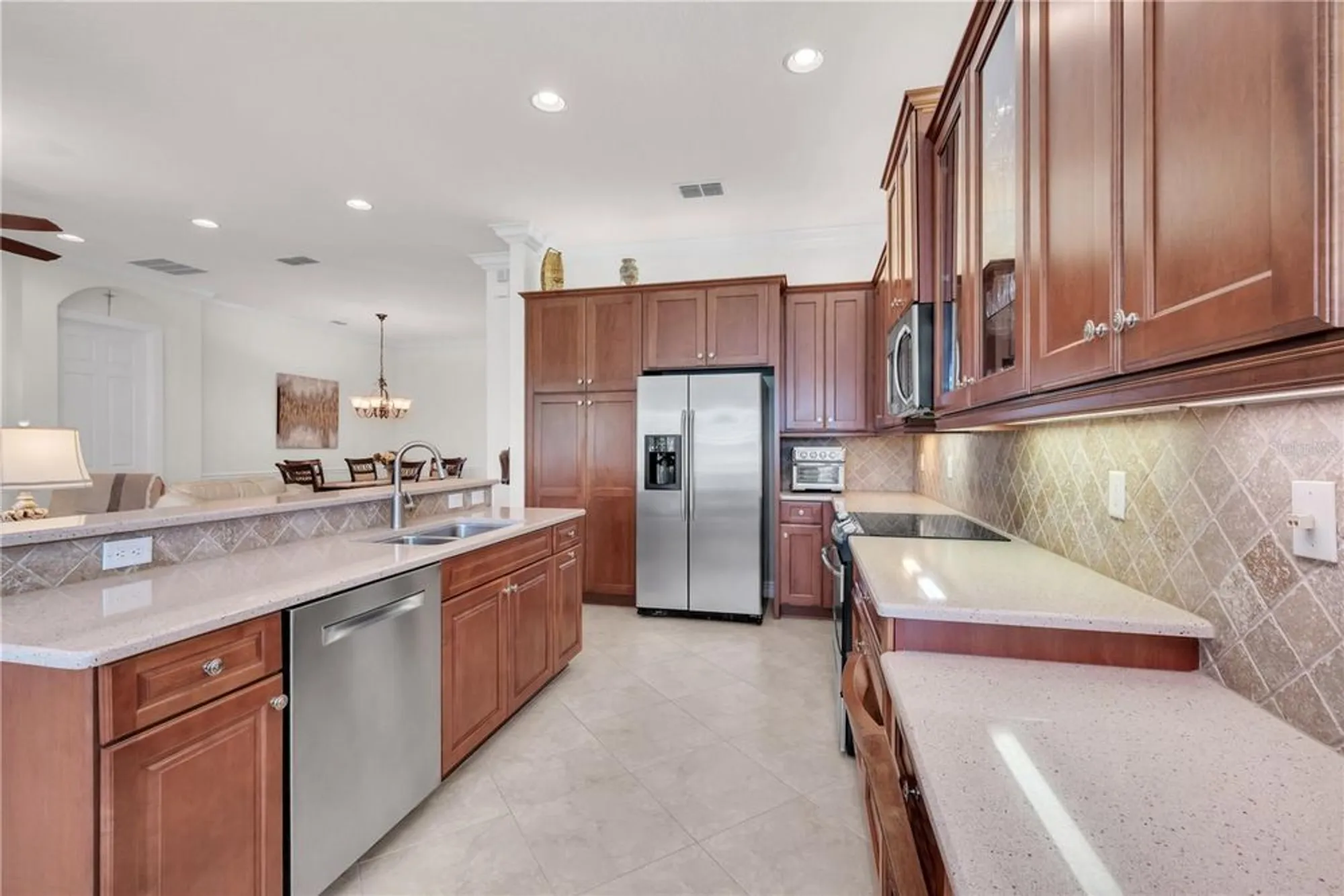 Property Slideshow image 16 of 49 | 15931 golden lakes dr, Wimauma, FL, 33598