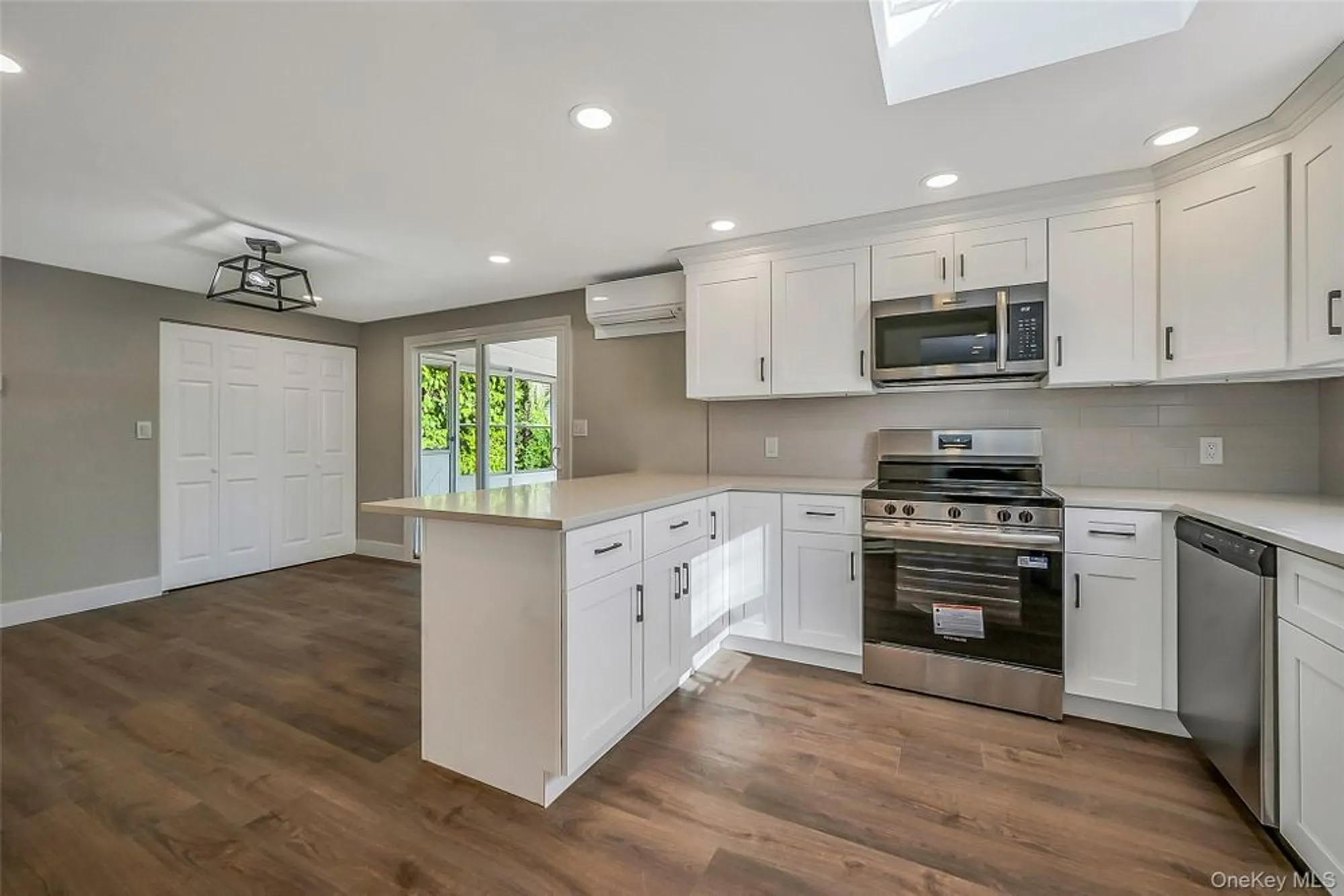 Property Slideshow image 5 of 40 | 23 limetree dr, Manorville, NY, 11949