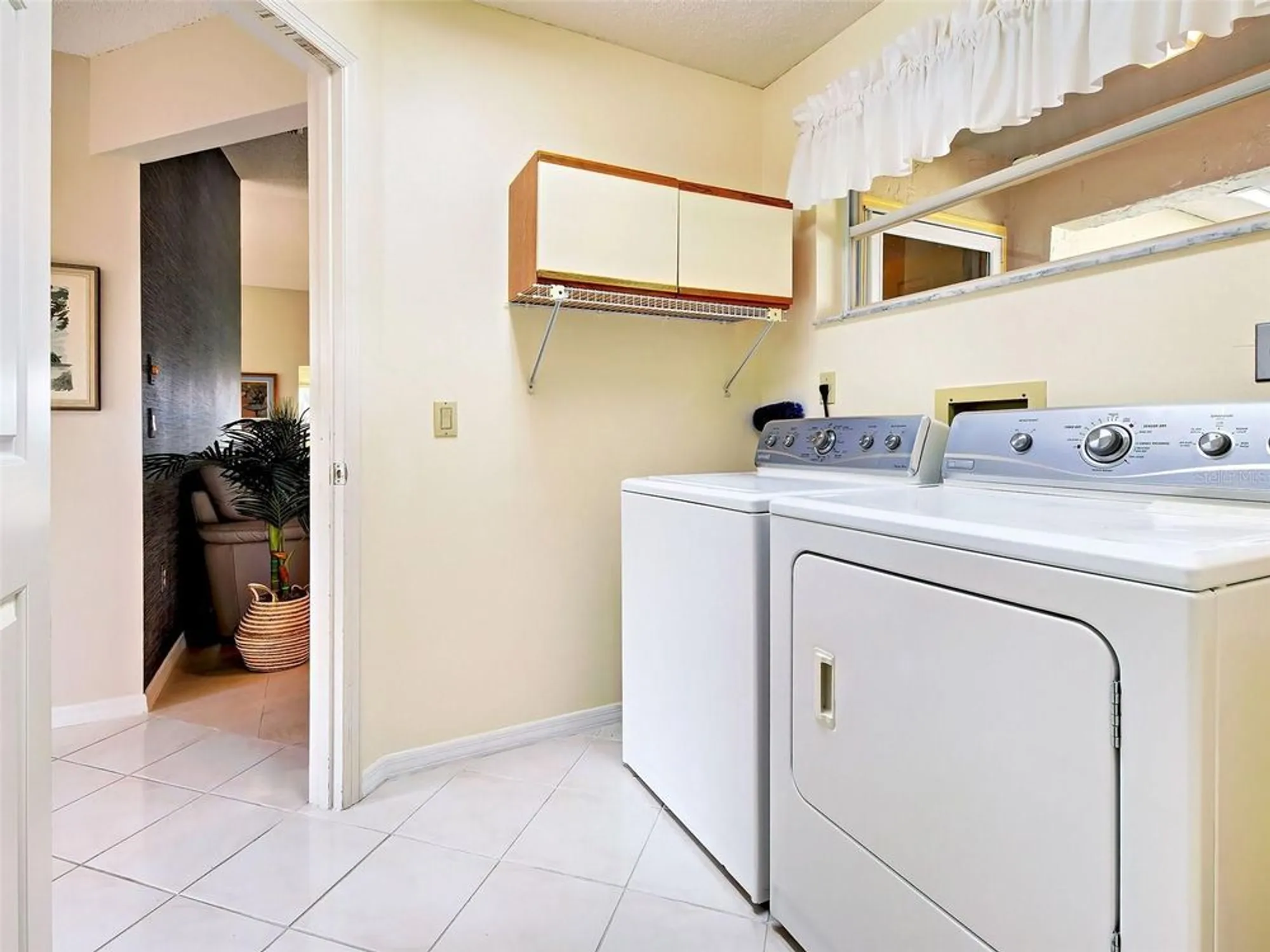 Property Slideshow image 30 of 47 | 166 southampton pl 348, Venice, FL, 34293