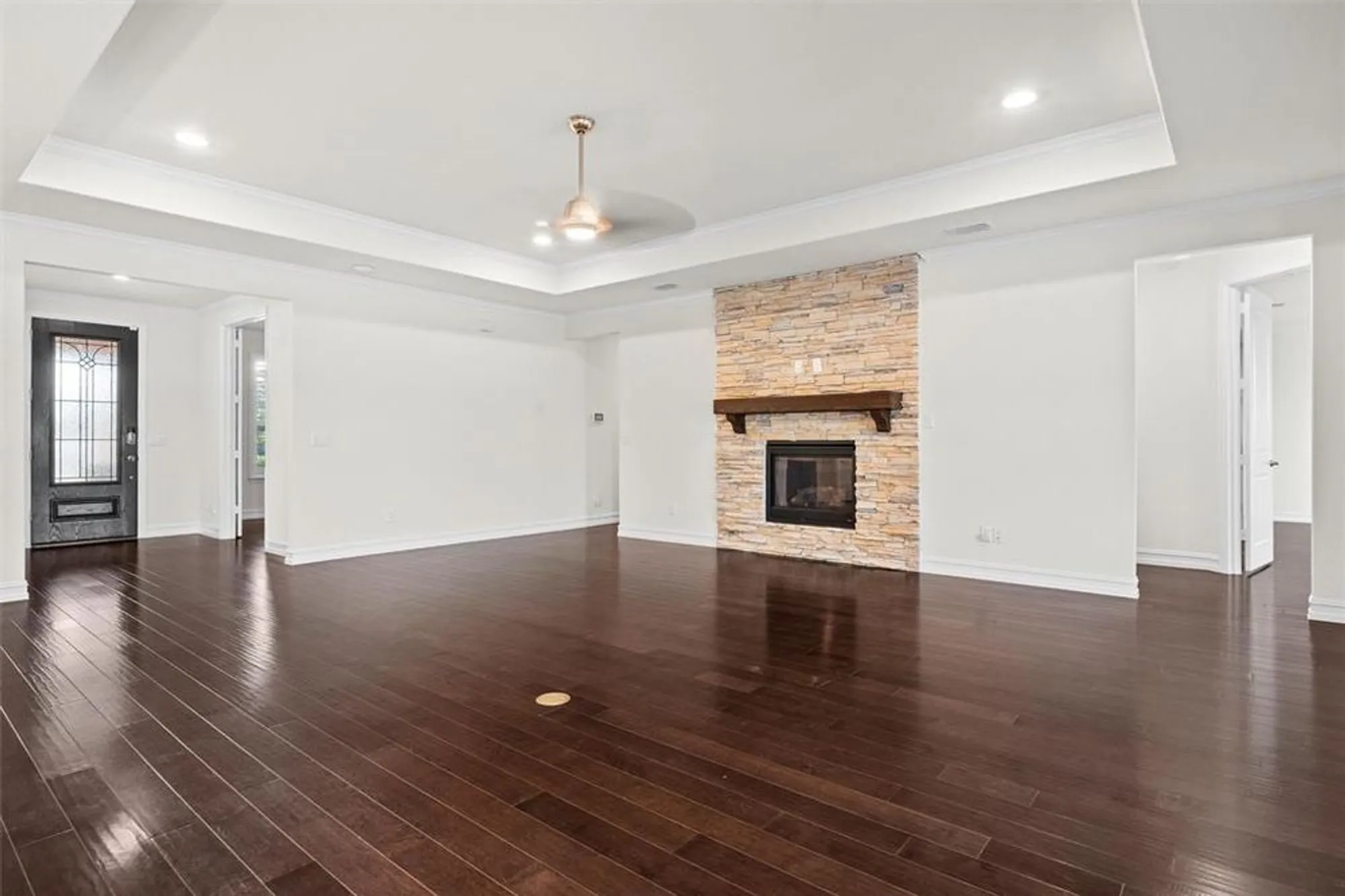 Property Slideshow image 7 of 38 | 2112 vista creek dr, Frisco, TX, 75036