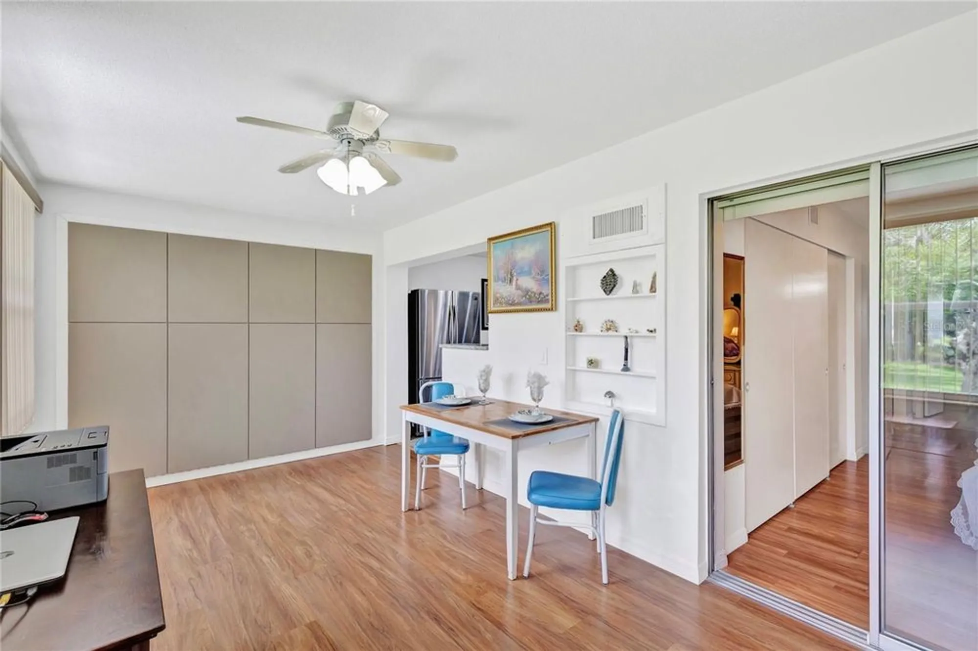 Property Slideshow image 24 of 38 | 2463 brazilia dr apt 31, Clearwater, FL, 33763