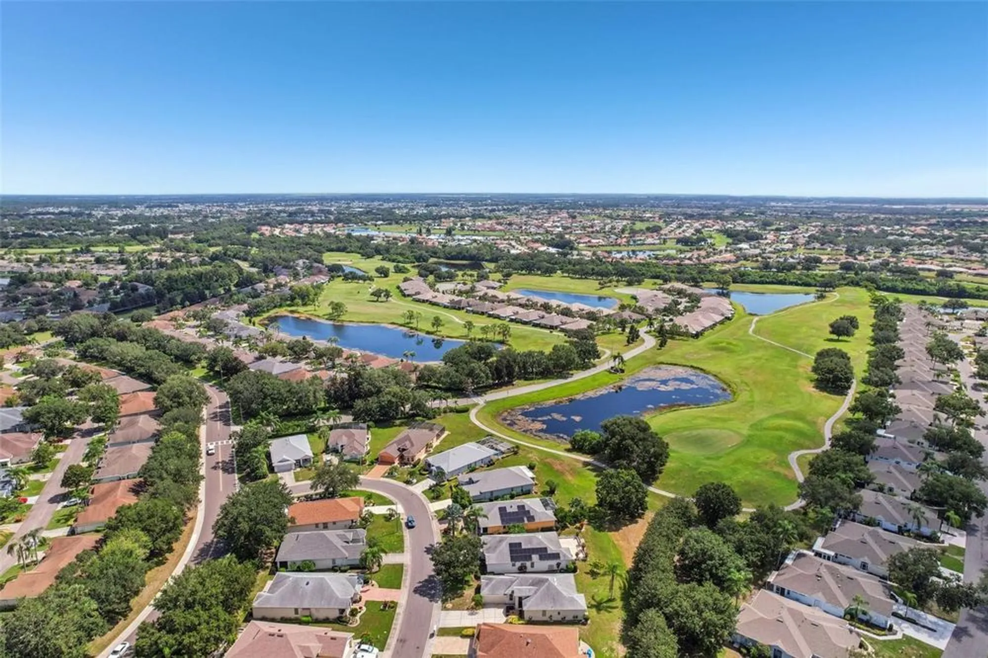 Property Slideshow image 38 of 61 | 2114 worthington greens dr, Sun City Center, FL, 33573