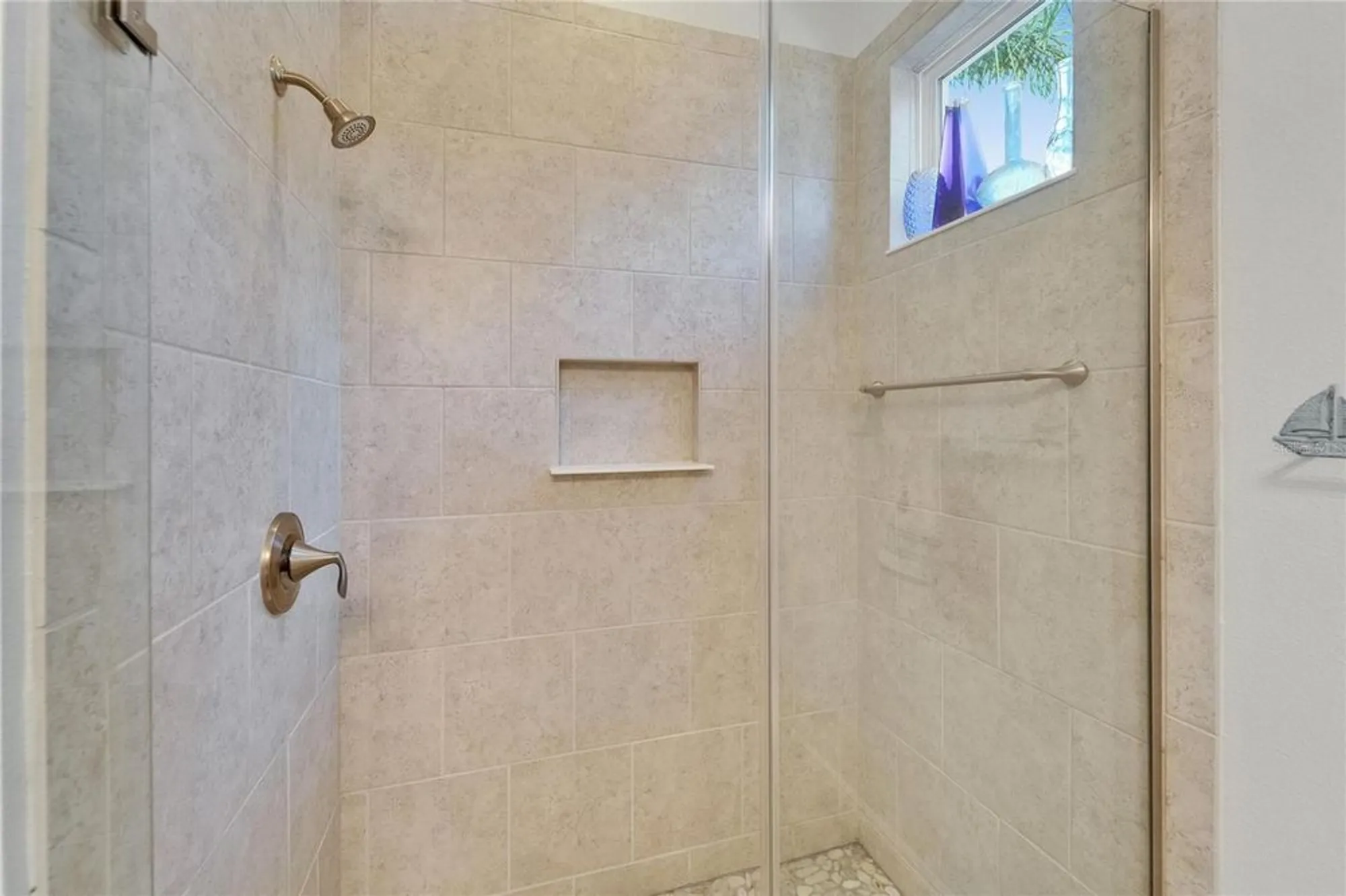 Property Slideshow image 38 of 80 | 721 manns harbor dr, Apollo Beach, FL, 33572