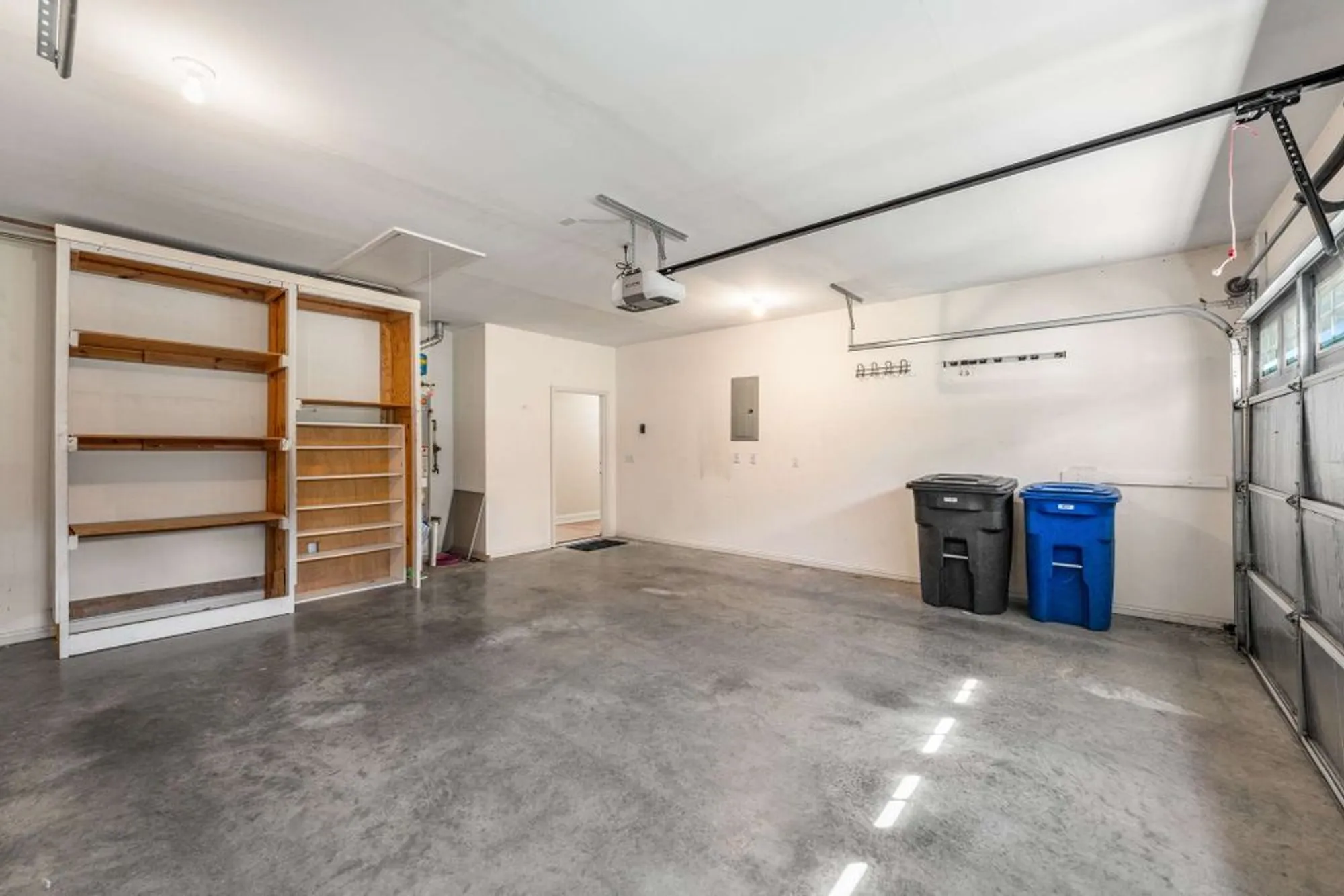 Property Slideshow image 38 of 47 | 215 wrennewood ln, Franklin, TN, 37064