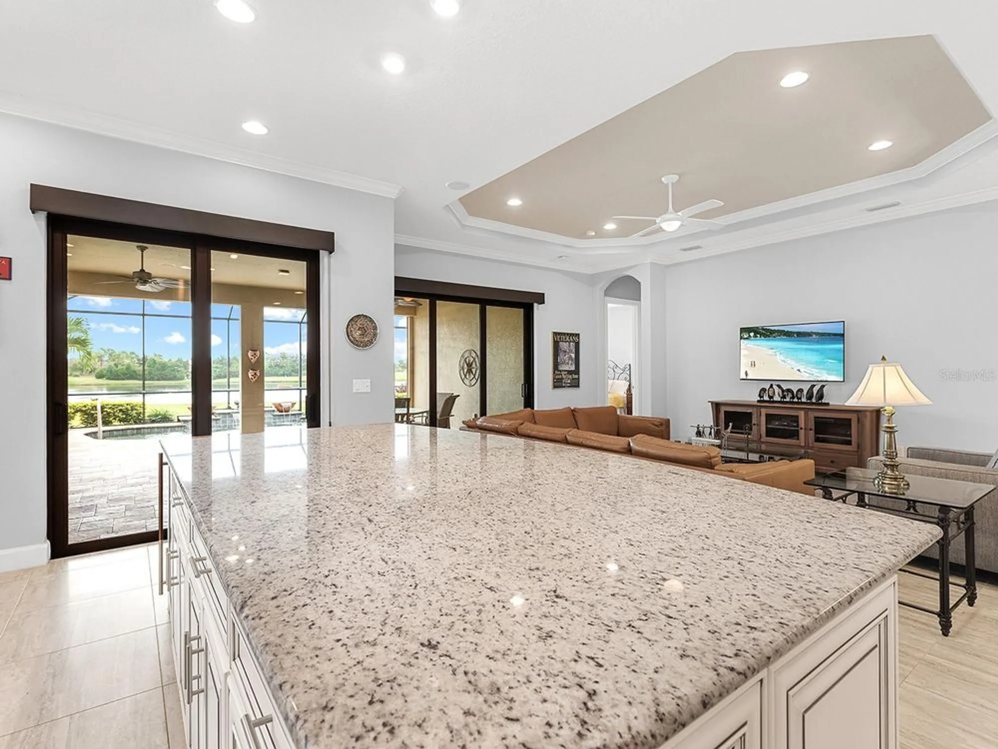 Property Slideshow image 23 of 75 | 12840 sorrento way, Lakewood Ranch, FL, 34211