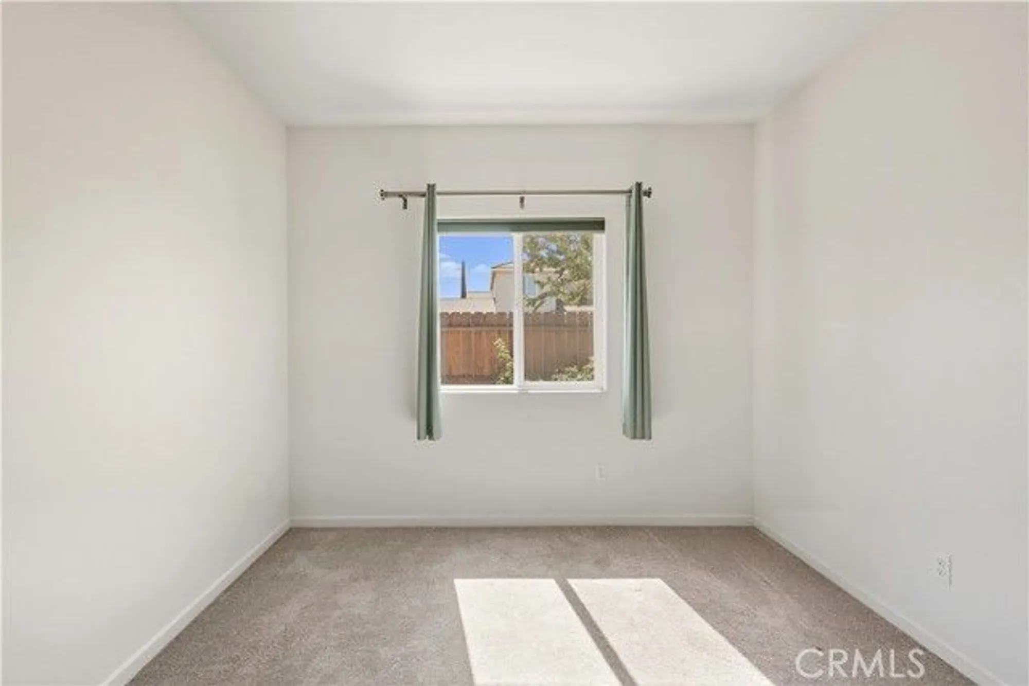 Property Slideshow image 19 of 45 | 737 betten st, Los Banos, CA, 93635