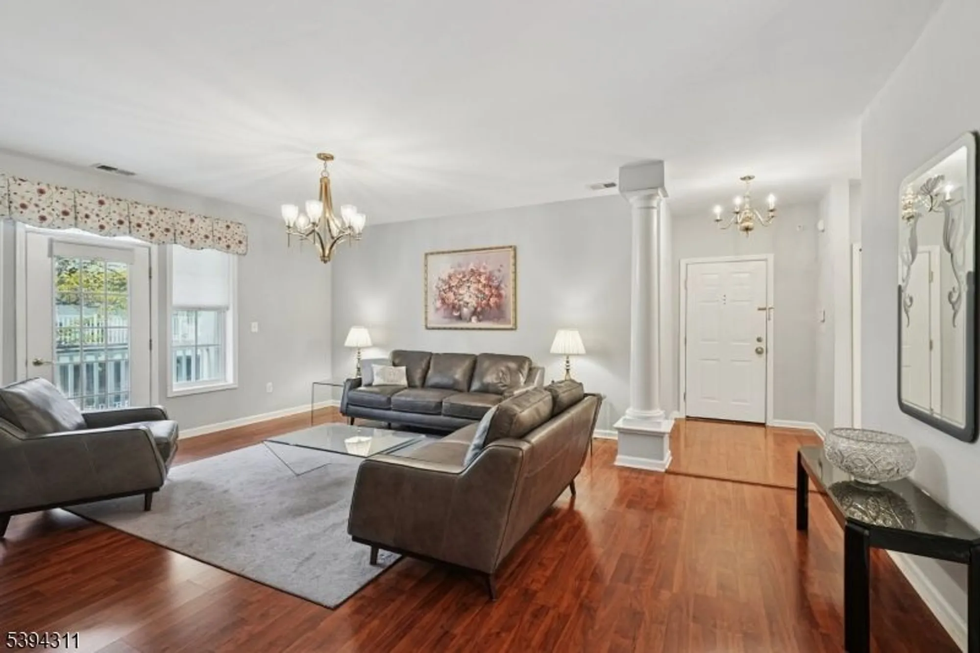 Property Slideshow image 5 of 38 | 806 holly ln, Cedar Grove, NJ, 07009