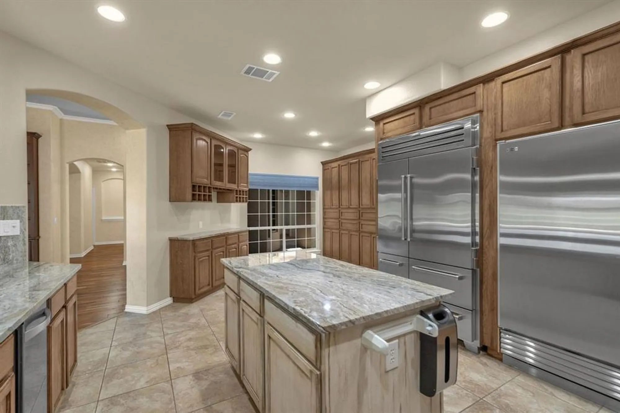 Property Slideshow image 13 of 34 | 9009 gardenia dr, Denton, TX, 76207